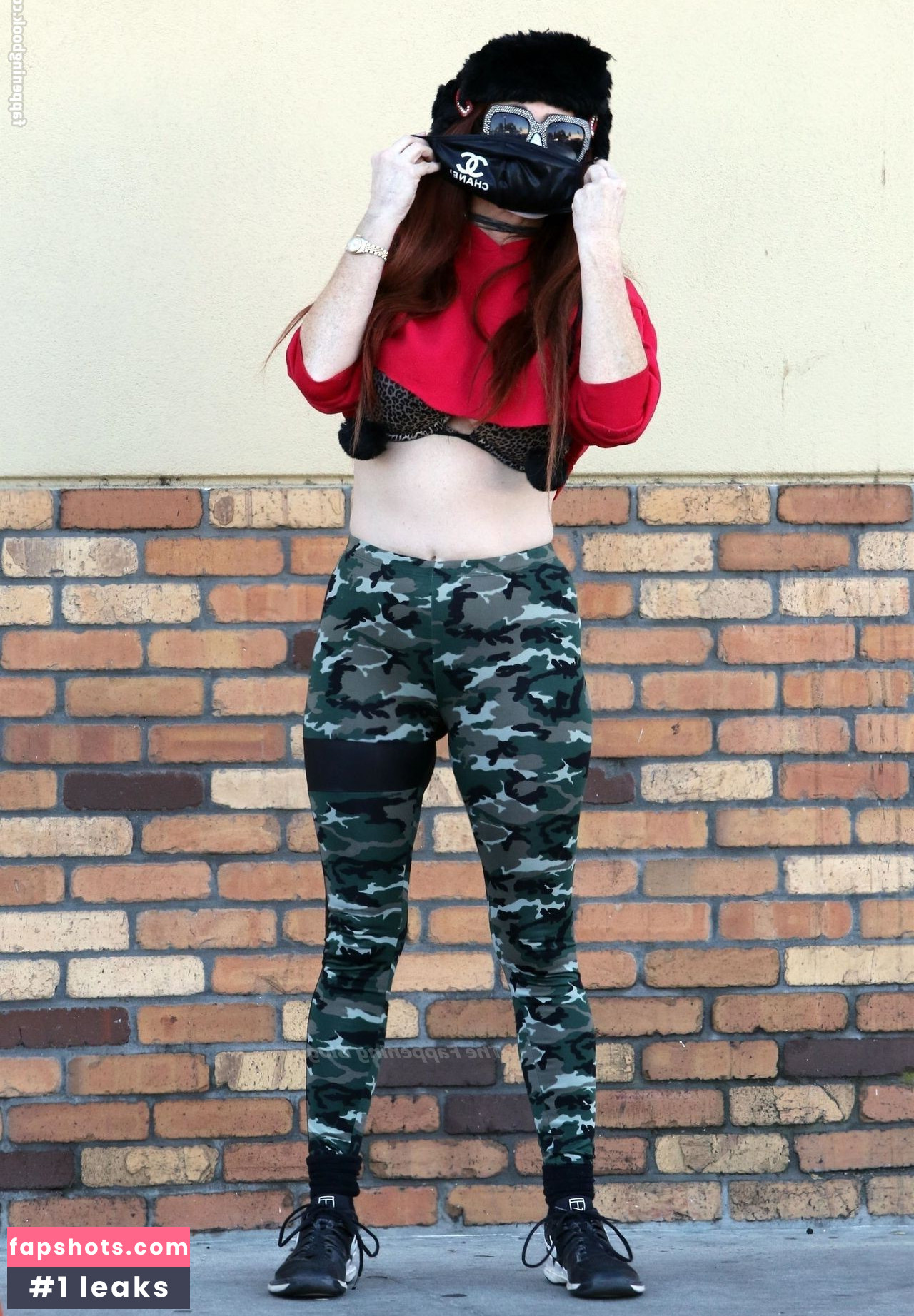 Phoebe Price gallery photo #1191