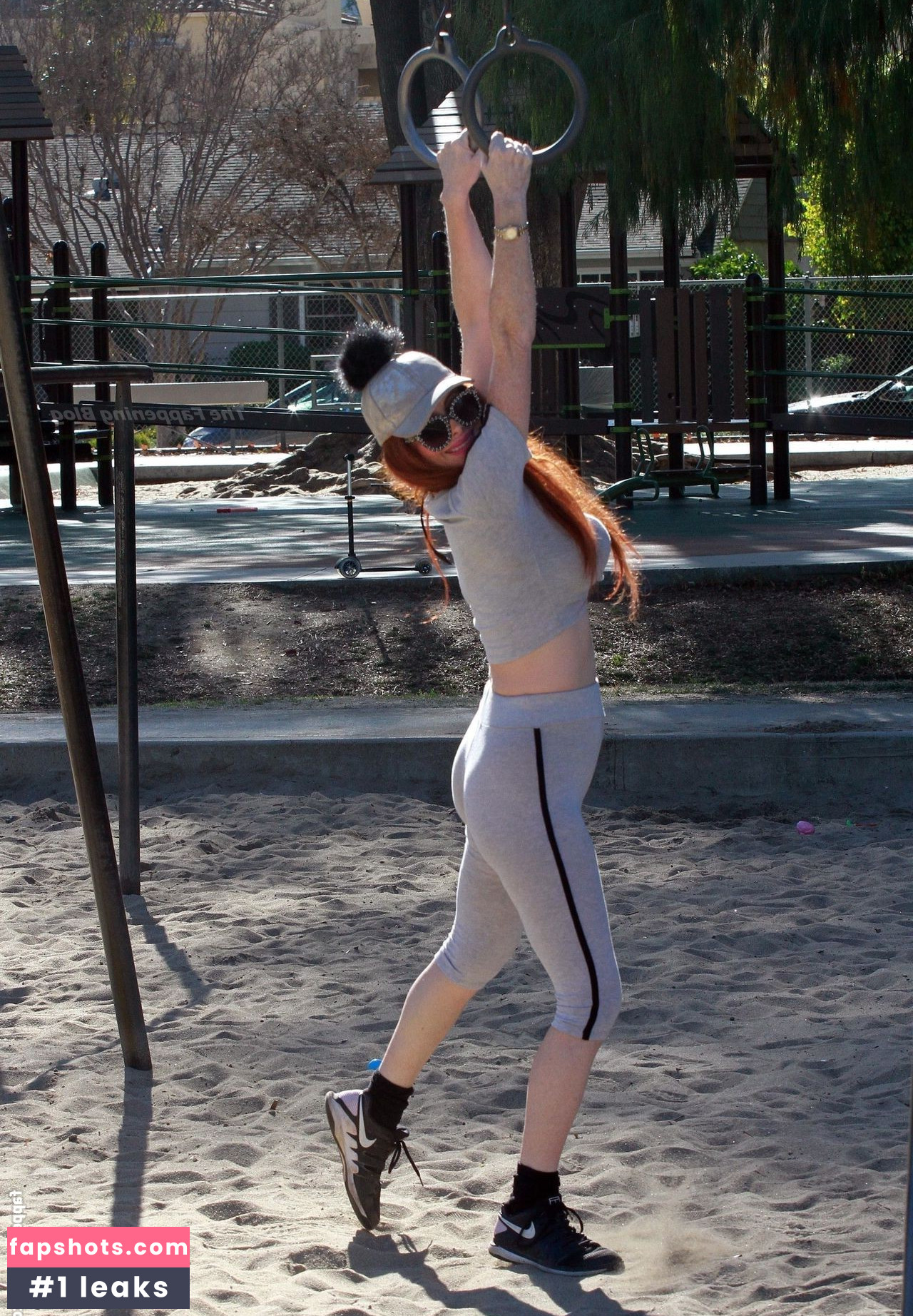 Phoebe Price gallery photo #1213