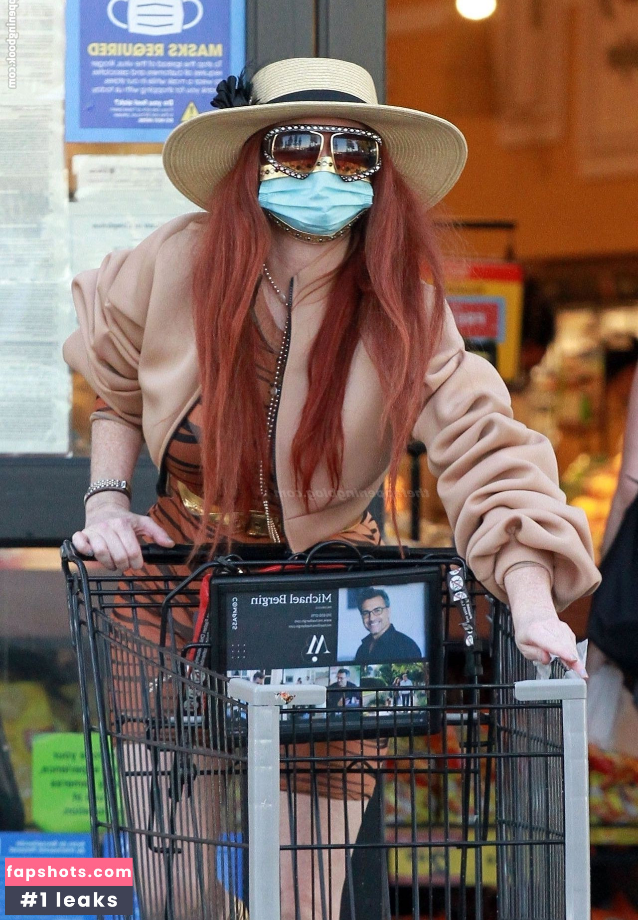 Phoebe Price gallery photo #1312