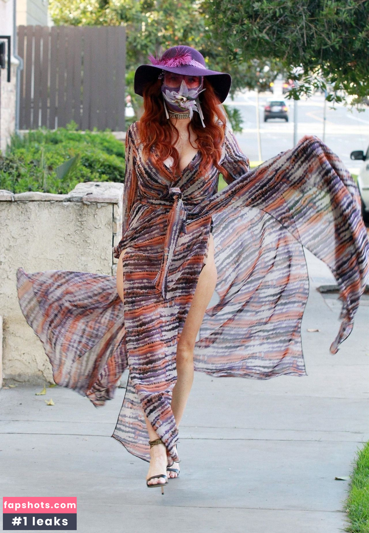 Phoebe Price gallery photo #1386