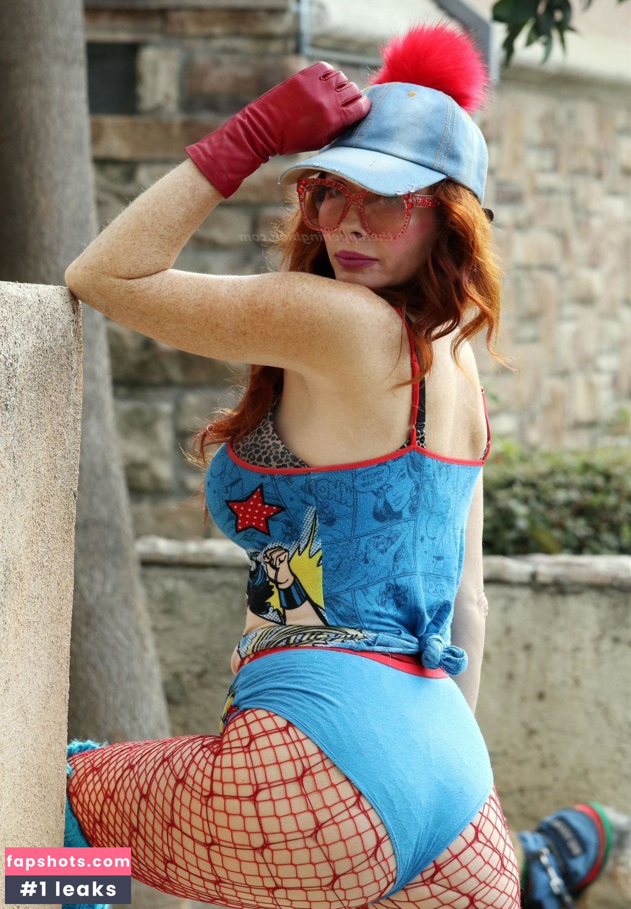 Phoebe Price gallery photo #1425