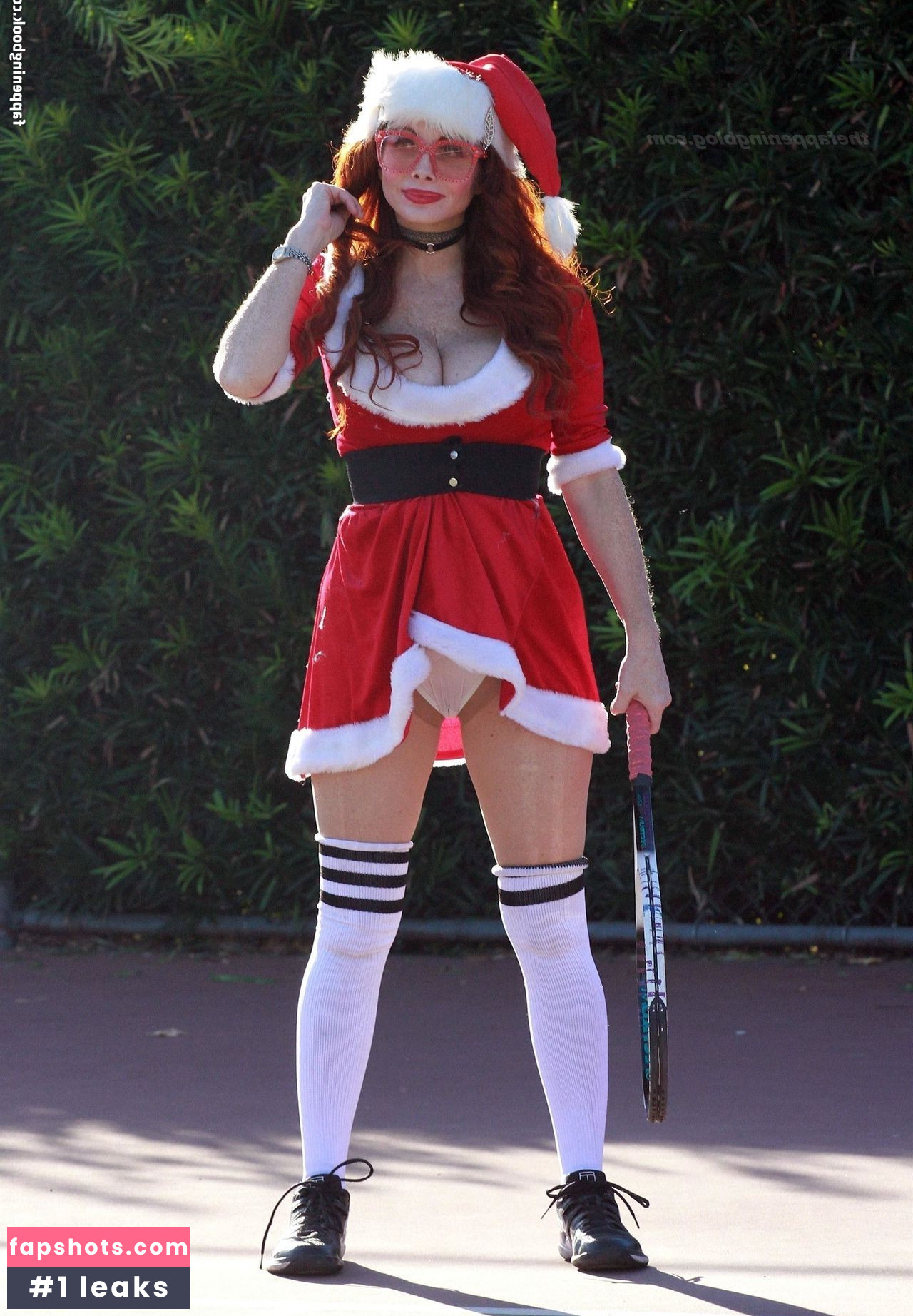 Phoebe Price gallery photo #1485