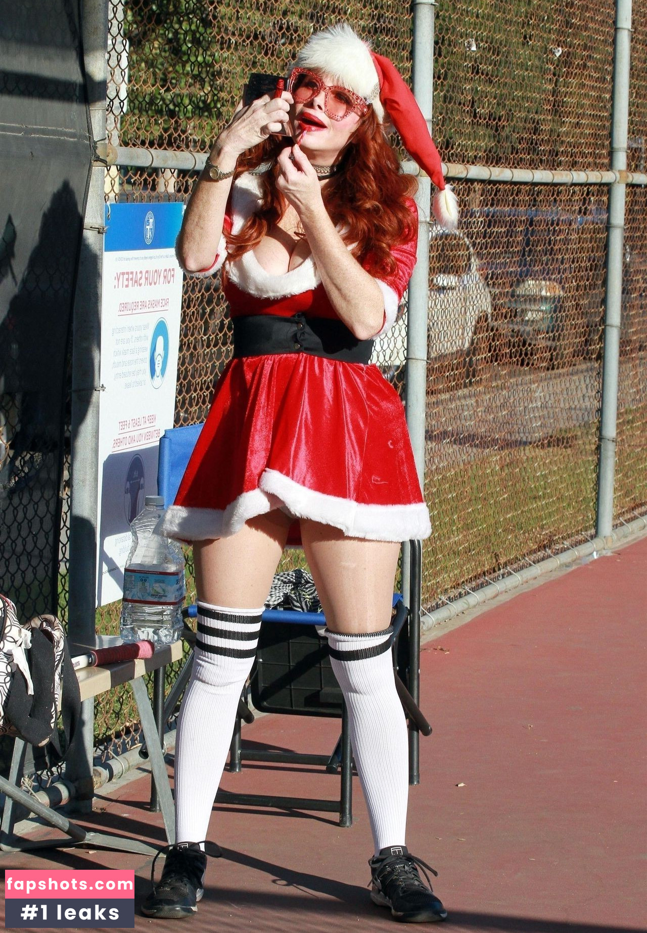 Phoebe Price gallery photo #1500