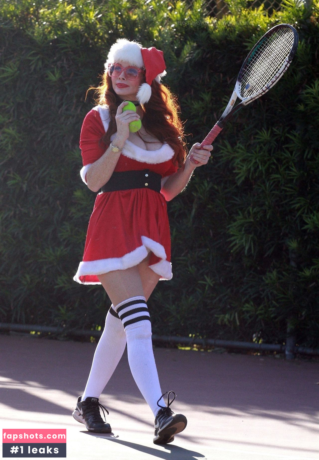 Phoebe Price gallery photo #1508