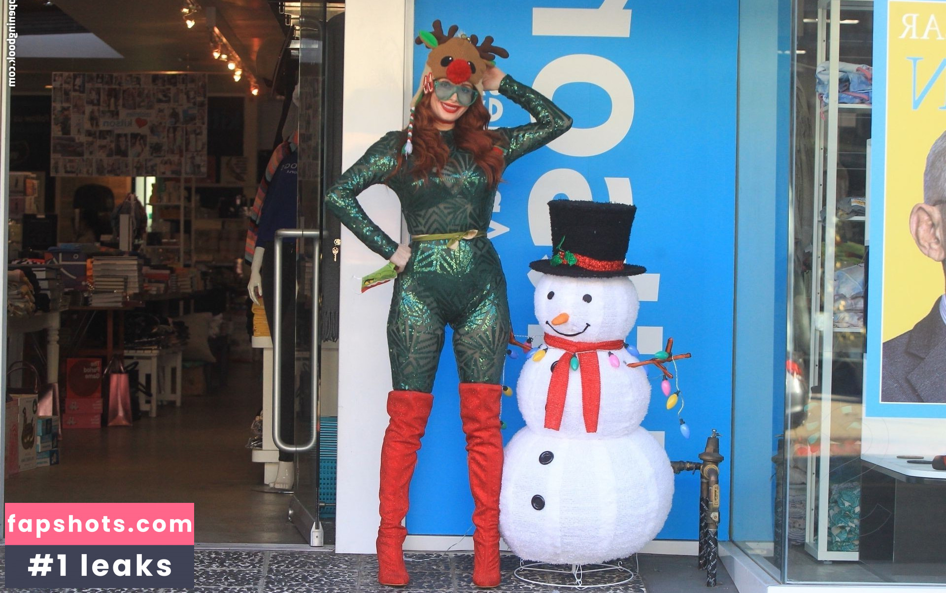 Phoebe Price gallery photo #1661