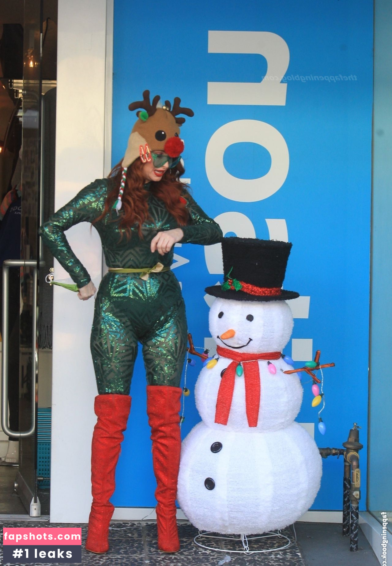 Phoebe Price gallery photo #1665