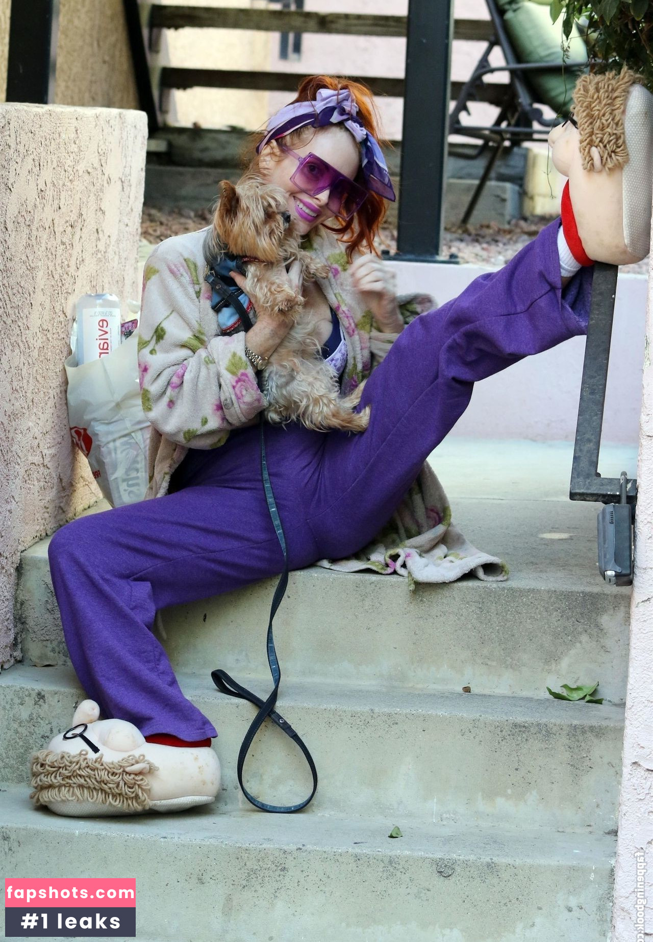 Phoebe Price gallery photo #1701