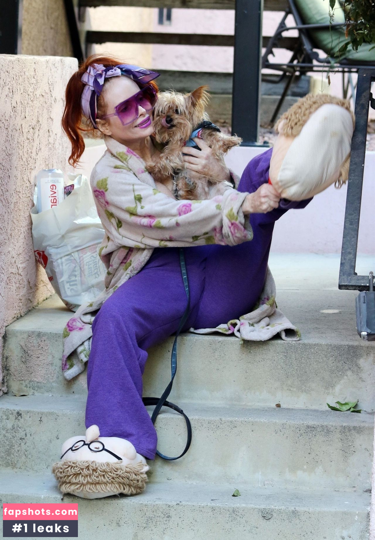 Phoebe Price gallery photo #1702