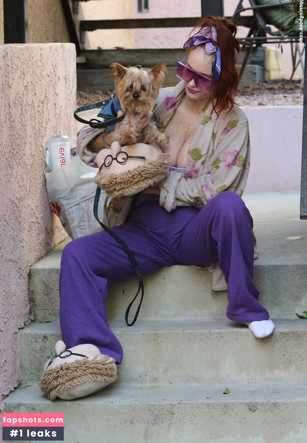 Phoebe Price gallery photo #1703