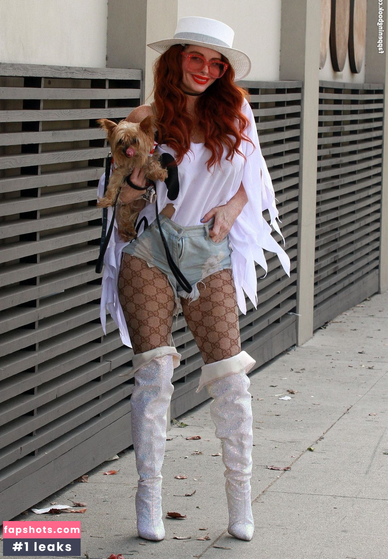 Phoebe Price gallery photo #1969