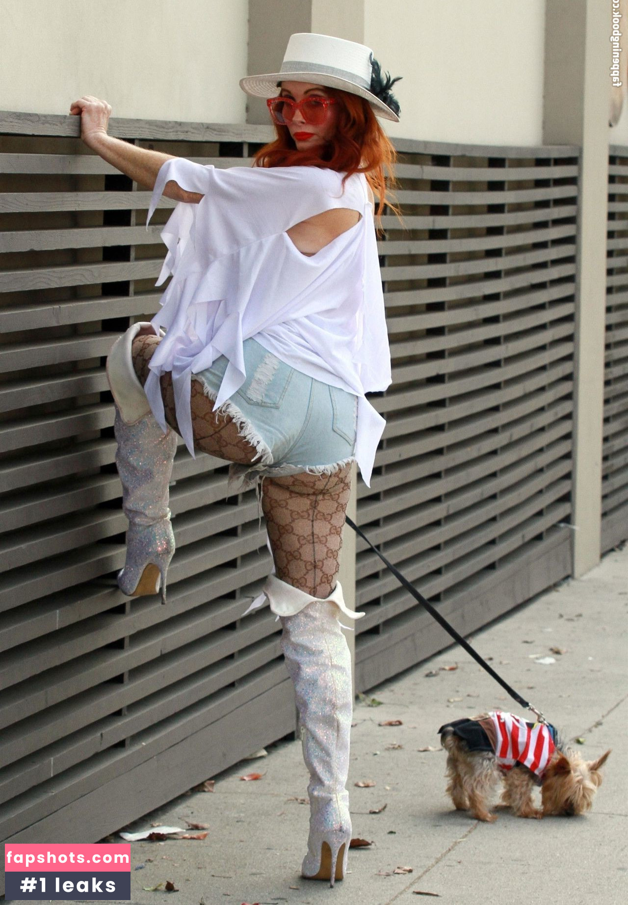 Phoebe Price gallery photo #1974