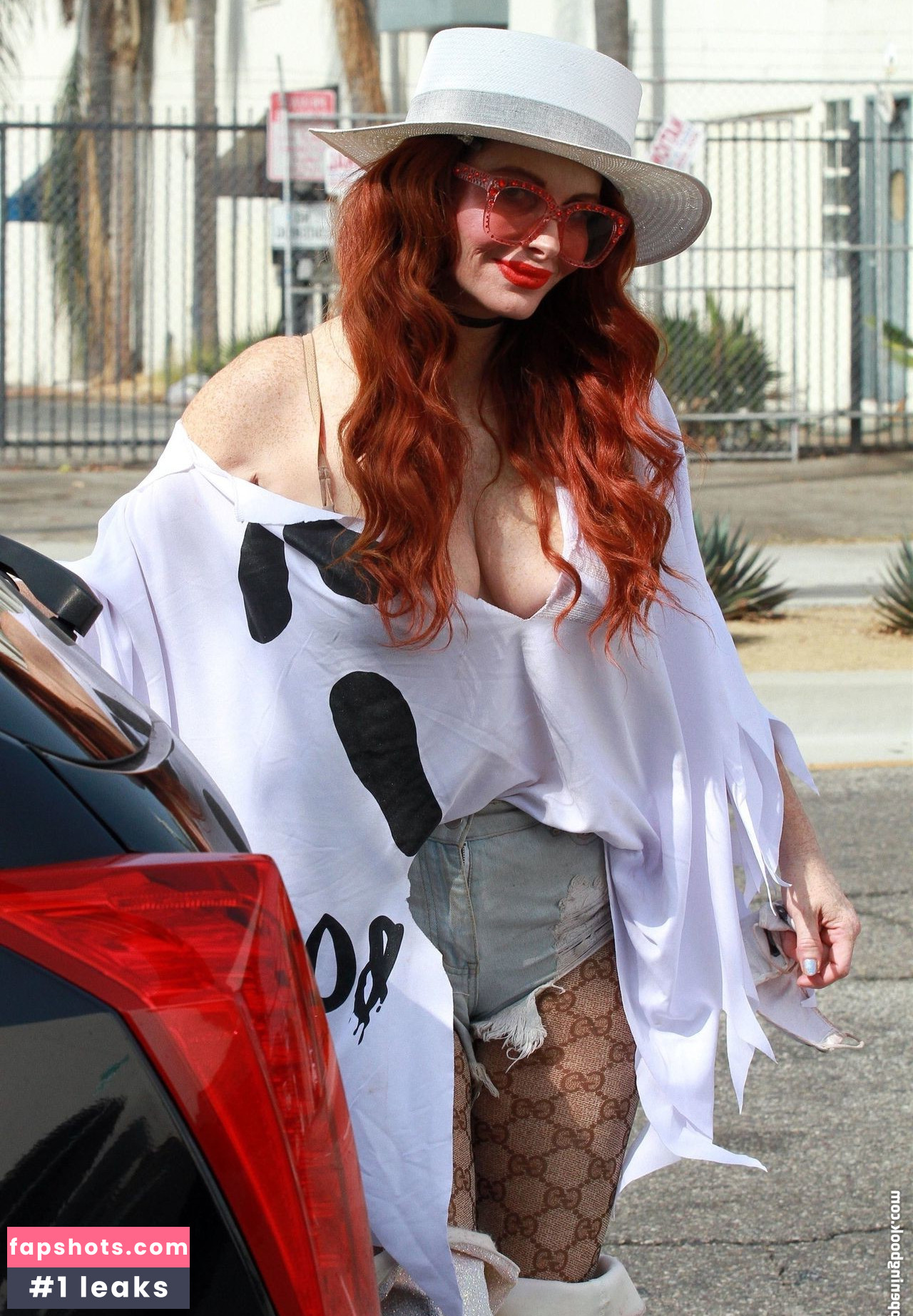 Phoebe Price gallery photo #1984