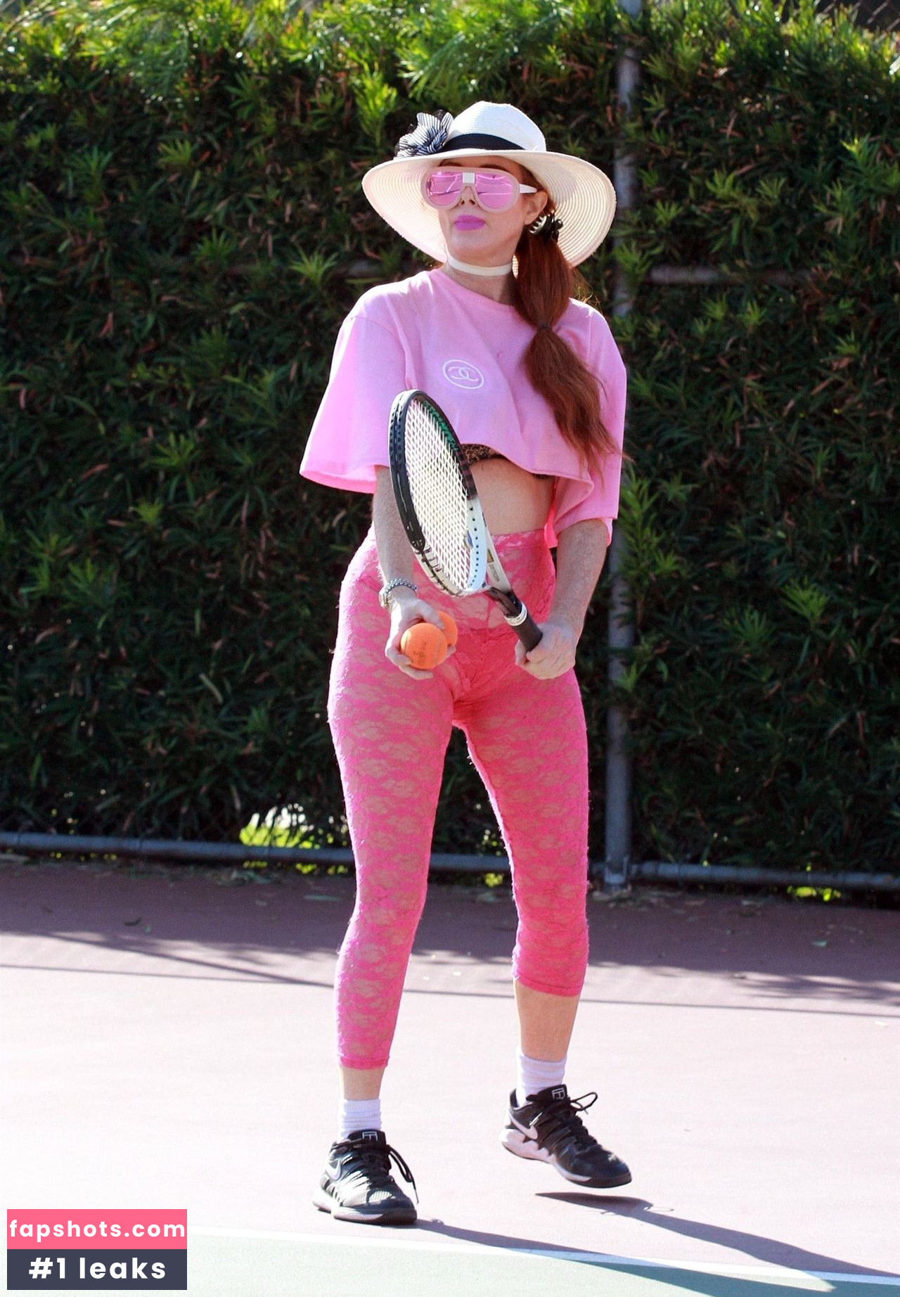 Phoebe Price gallery photo #2012