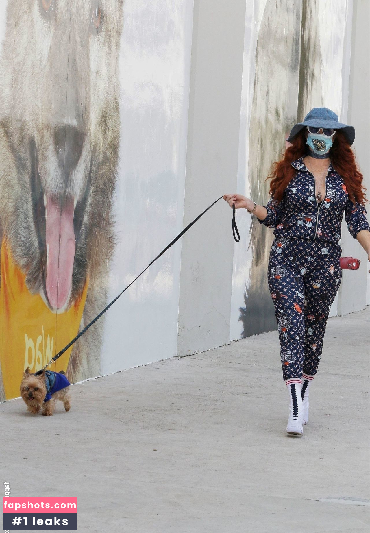 Phoebe Price gallery photo #2088