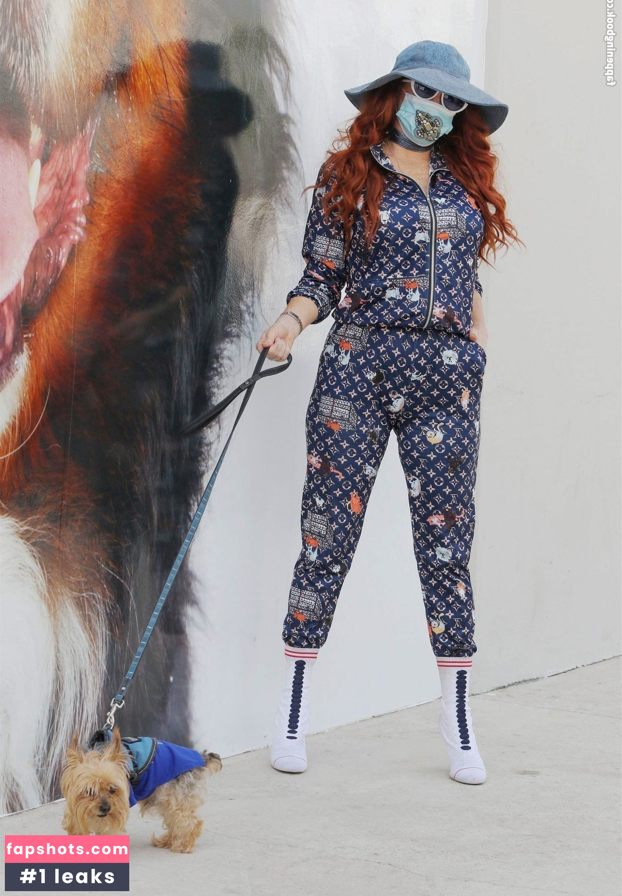 Phoebe Price gallery photo #2091