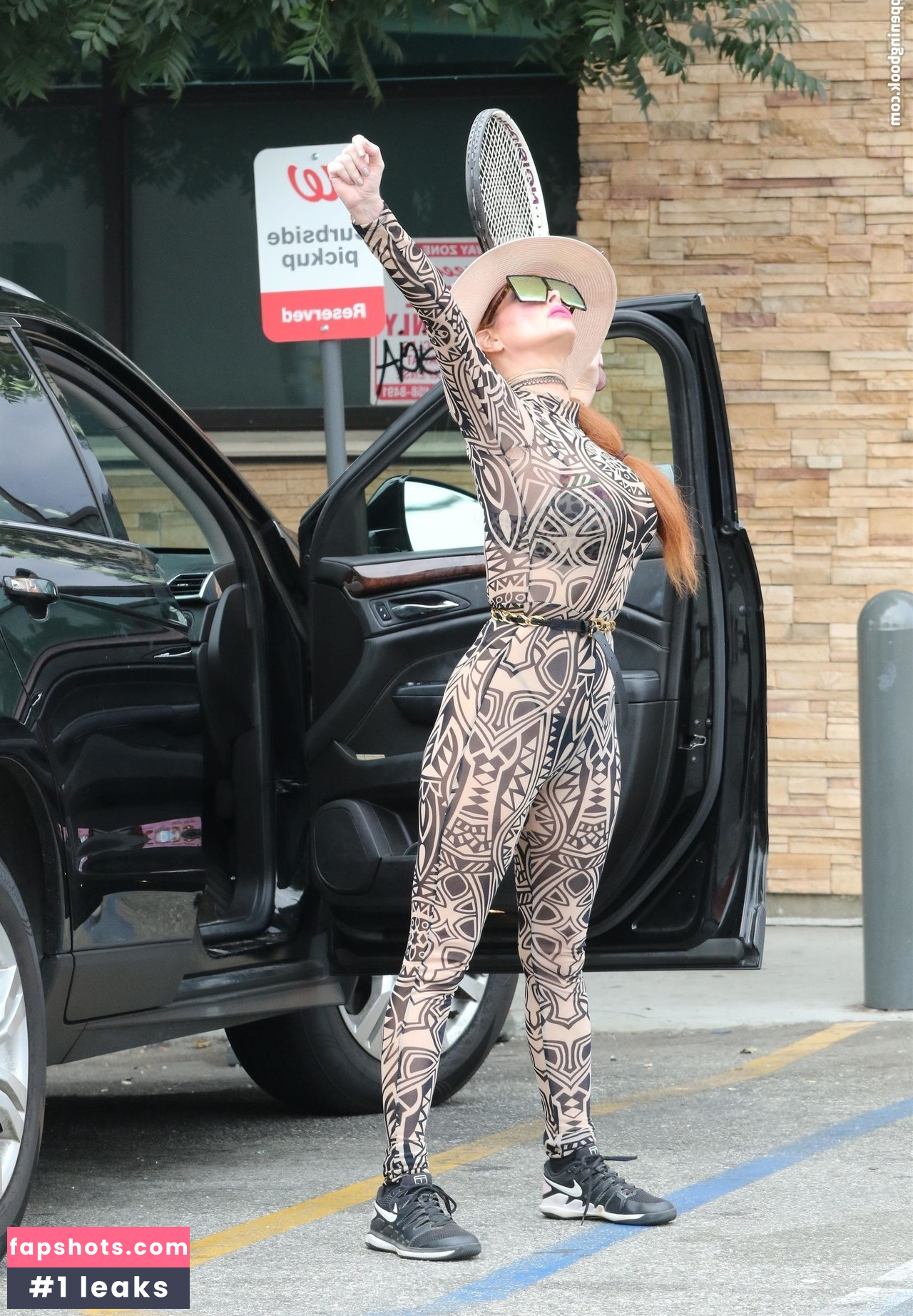 Phoebe Price gallery photo #2155