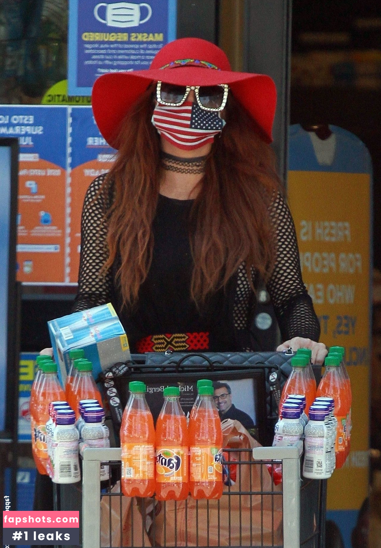 Phoebe Price gallery photo #2229