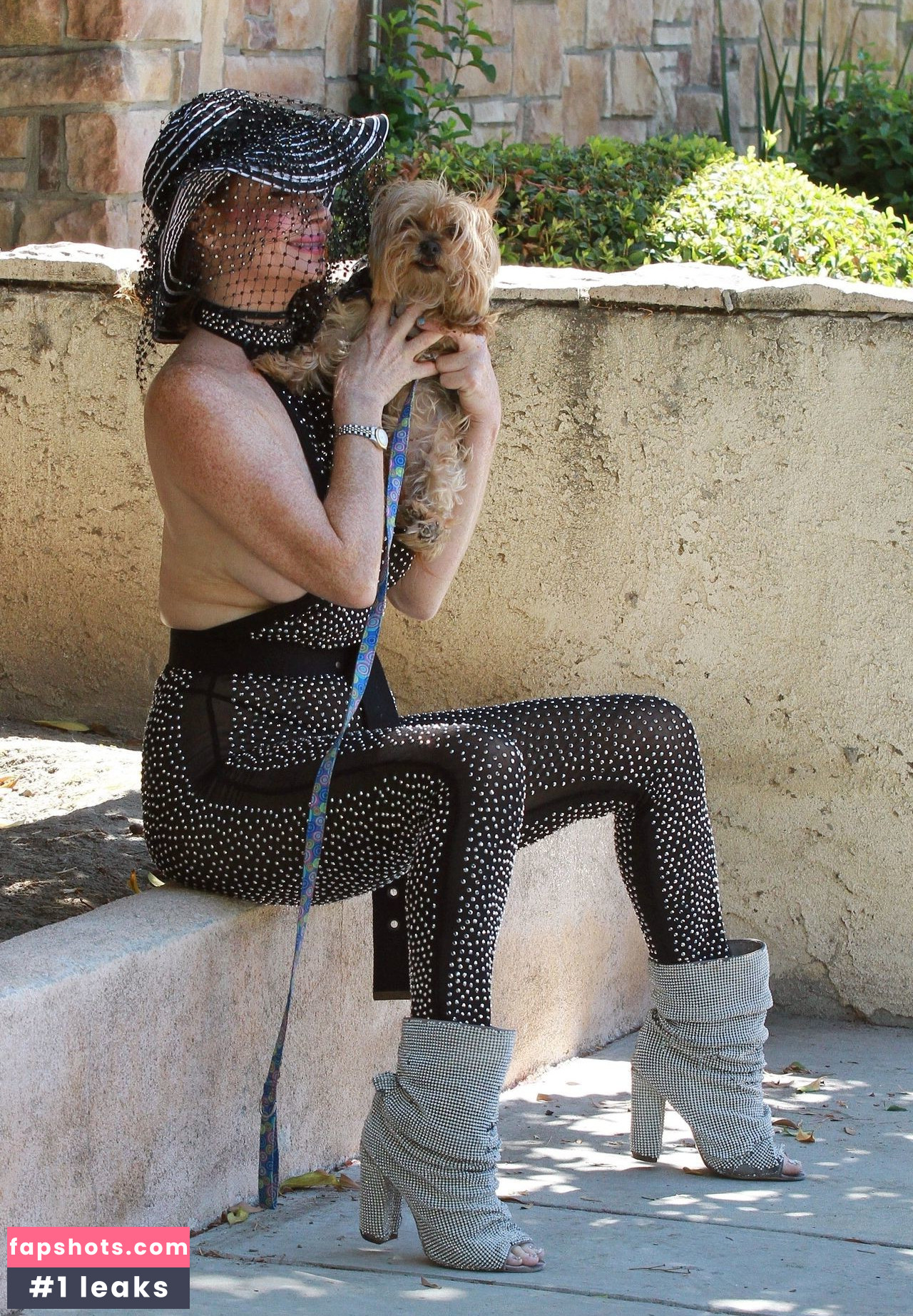 Phoebe Price gallery photo #2258