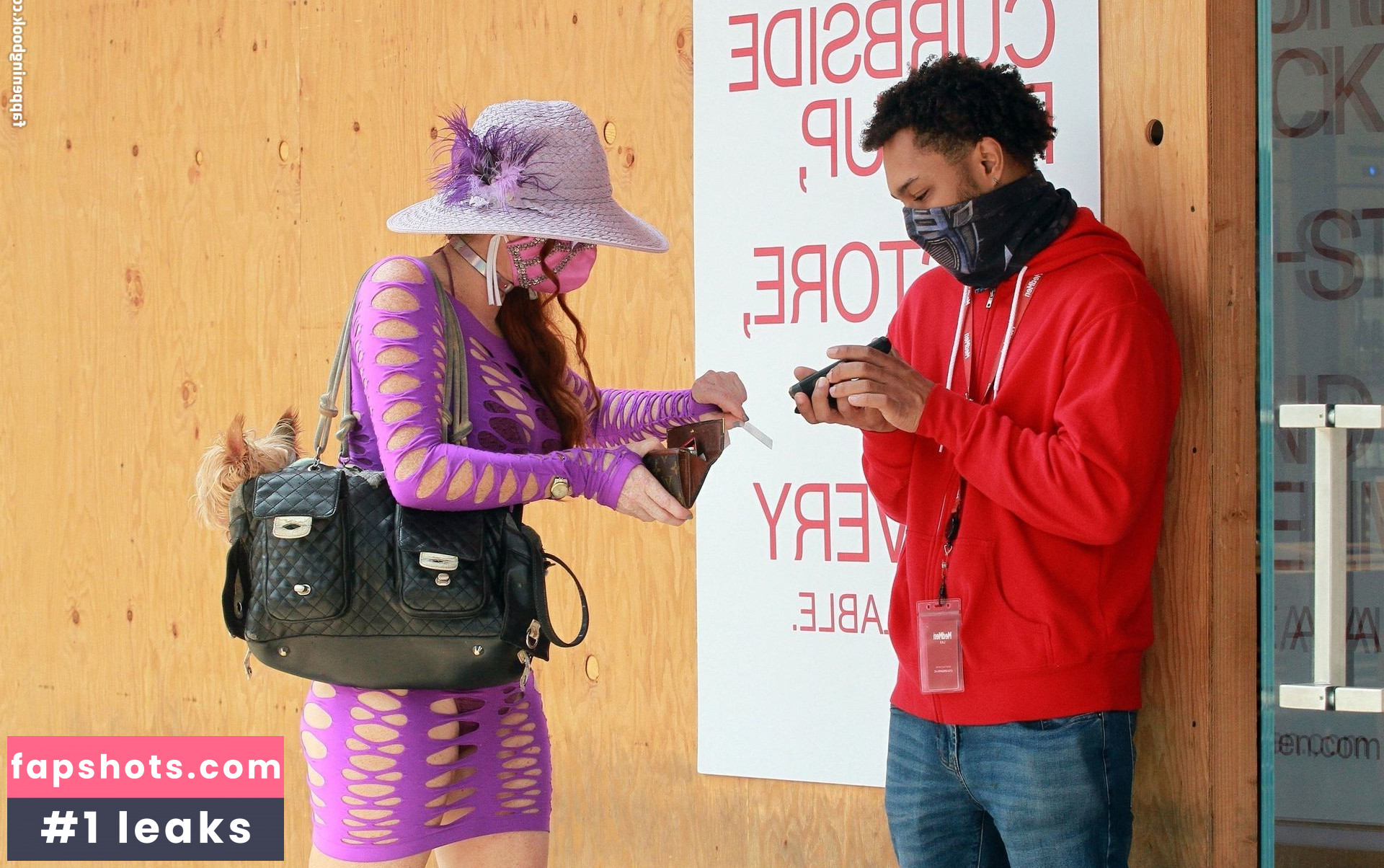 Phoebe Price gallery photo #2446