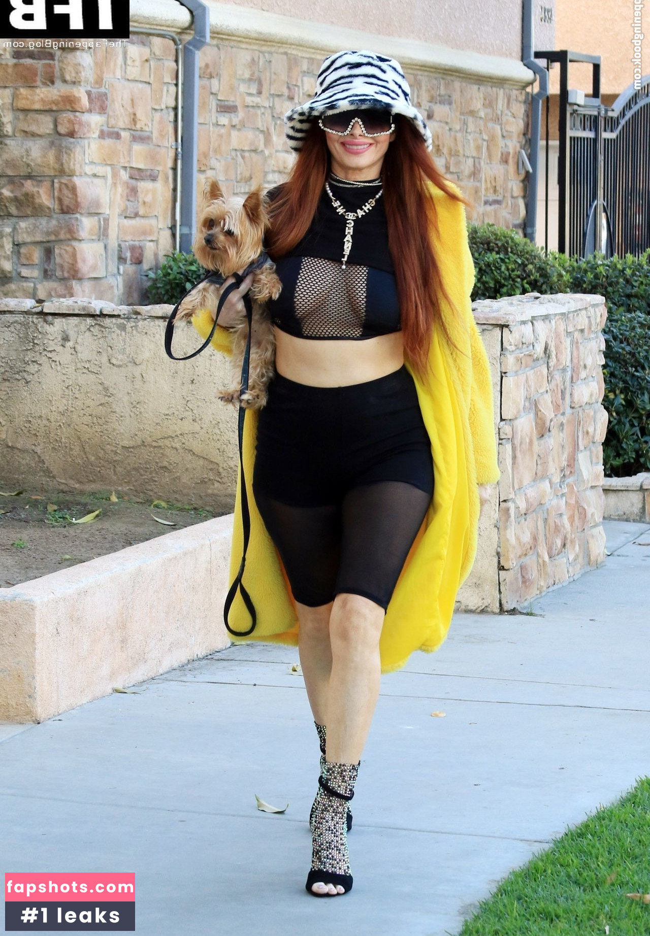 Phoebe Price gallery photo #882