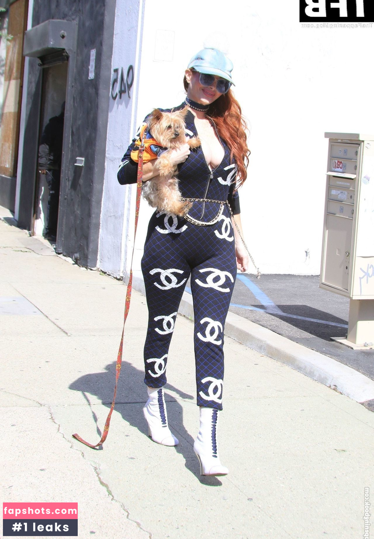 Phoebe Price gallery photo #923