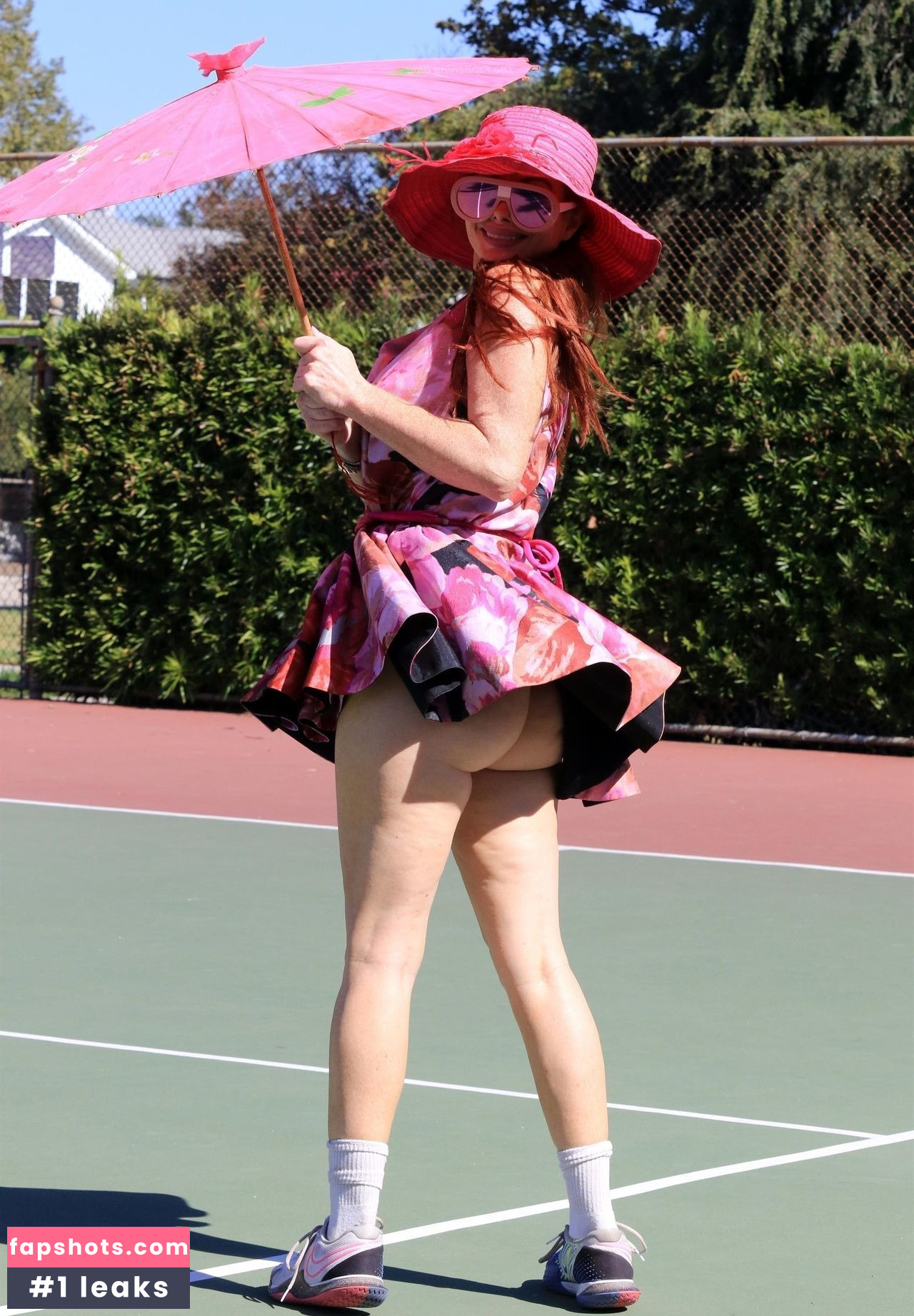 Phoebe Price gallery photo #927