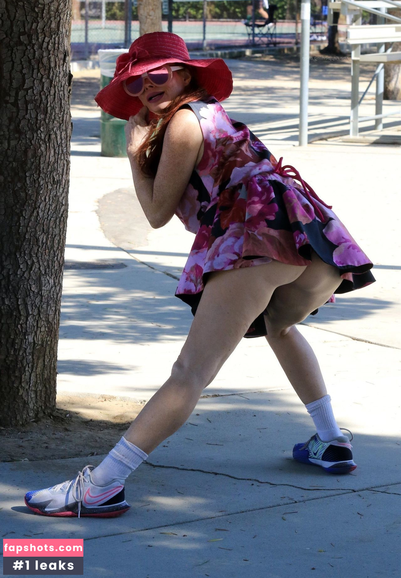 Phoebe Price gallery photo #936