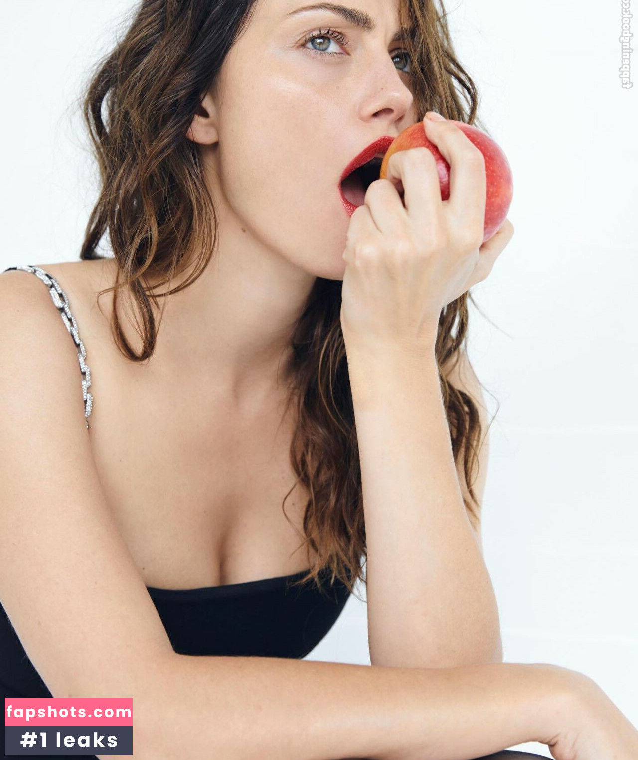 Phoebe Tonkin Nahé úniky fotek pouze od fanoušků #94 - Fapshots
