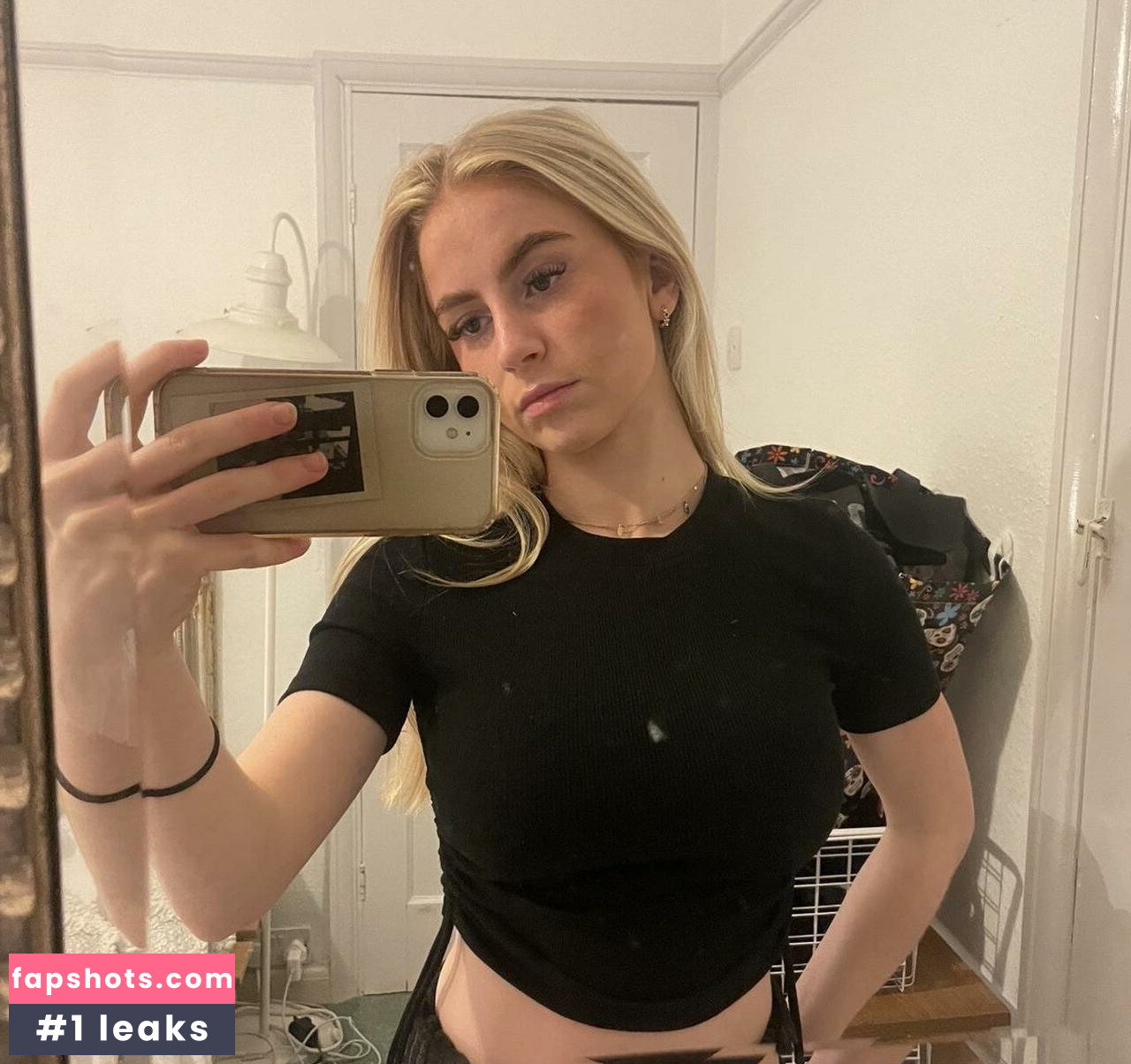 Phoebe Whitehouse gallery photo #14