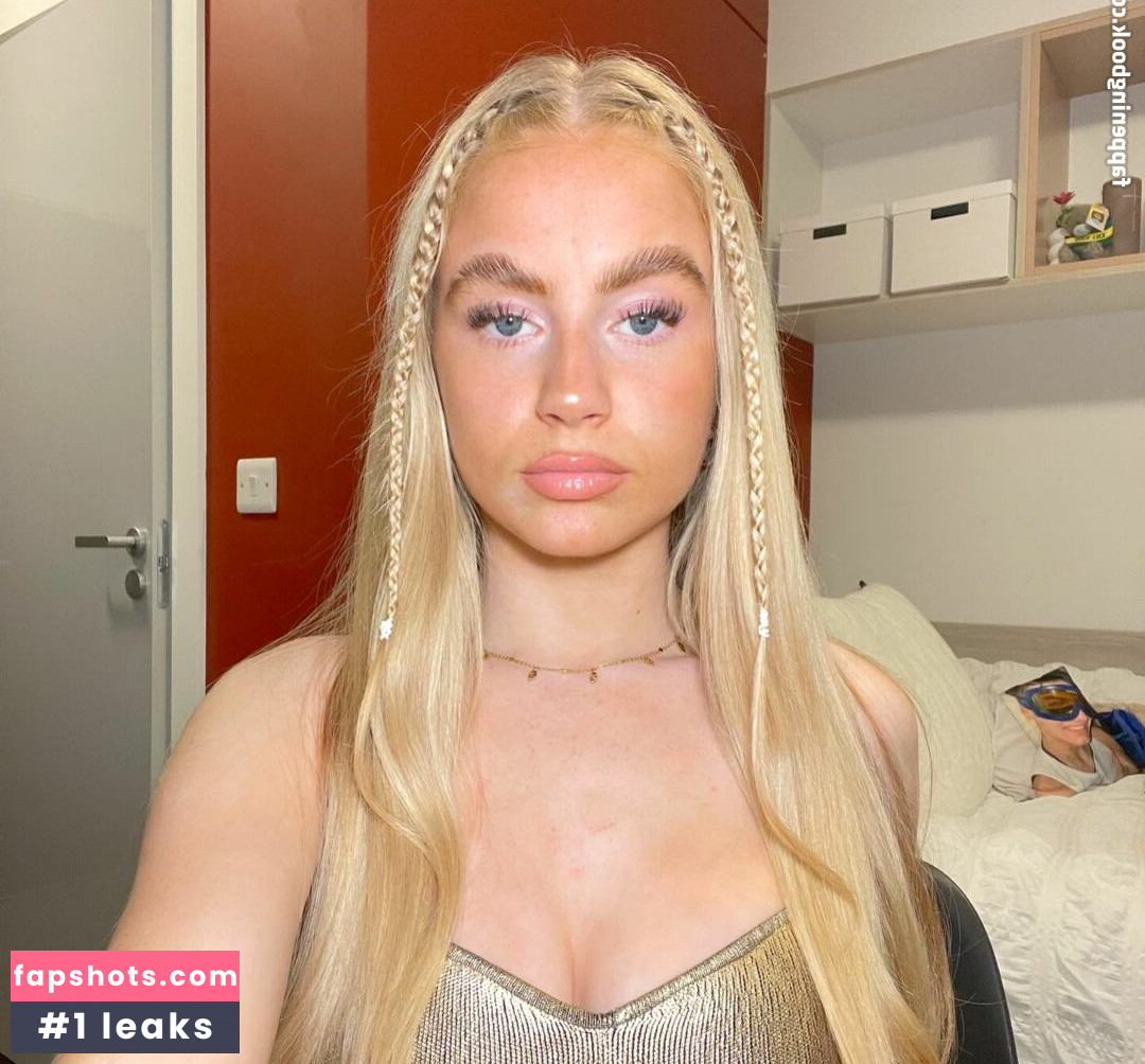 Phoebe Whitehouse gallery photo #16