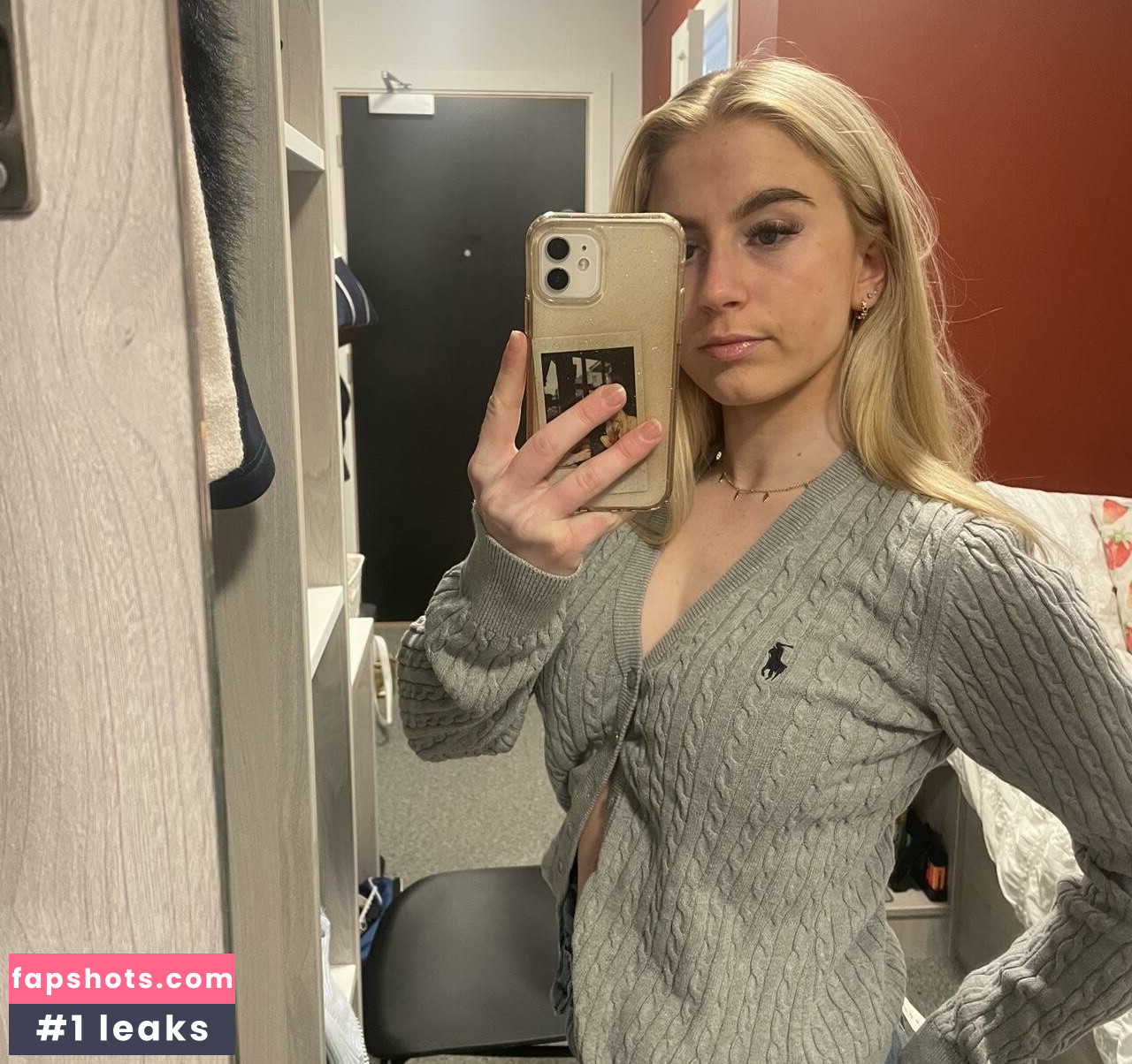 Phoebe Whitehouse gallery photo #10