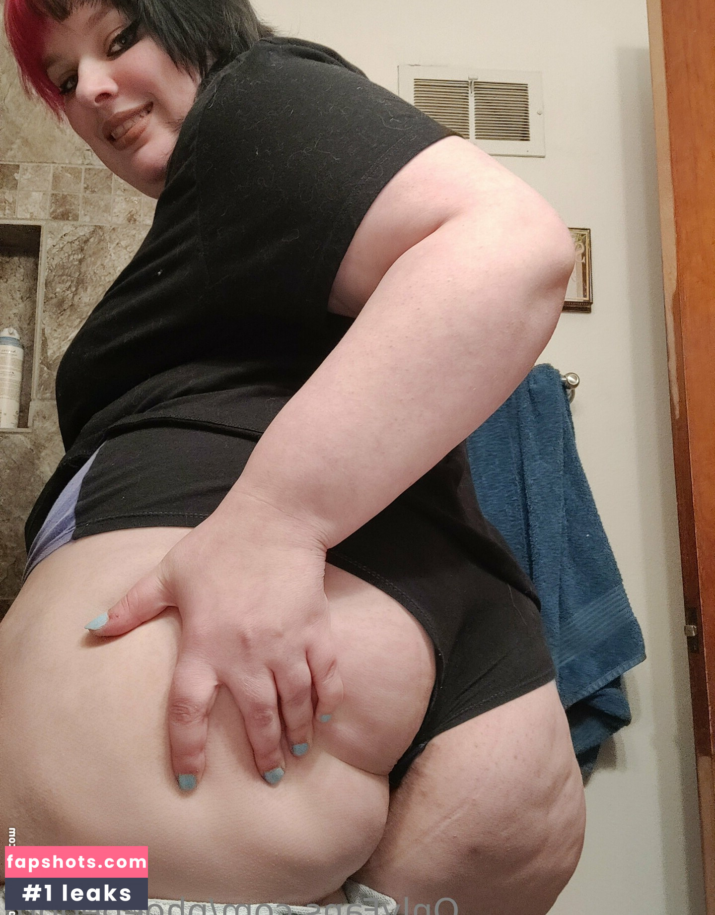 phoebegoth Nude Leaks OnlyFans Photos #16 - LeakJerk