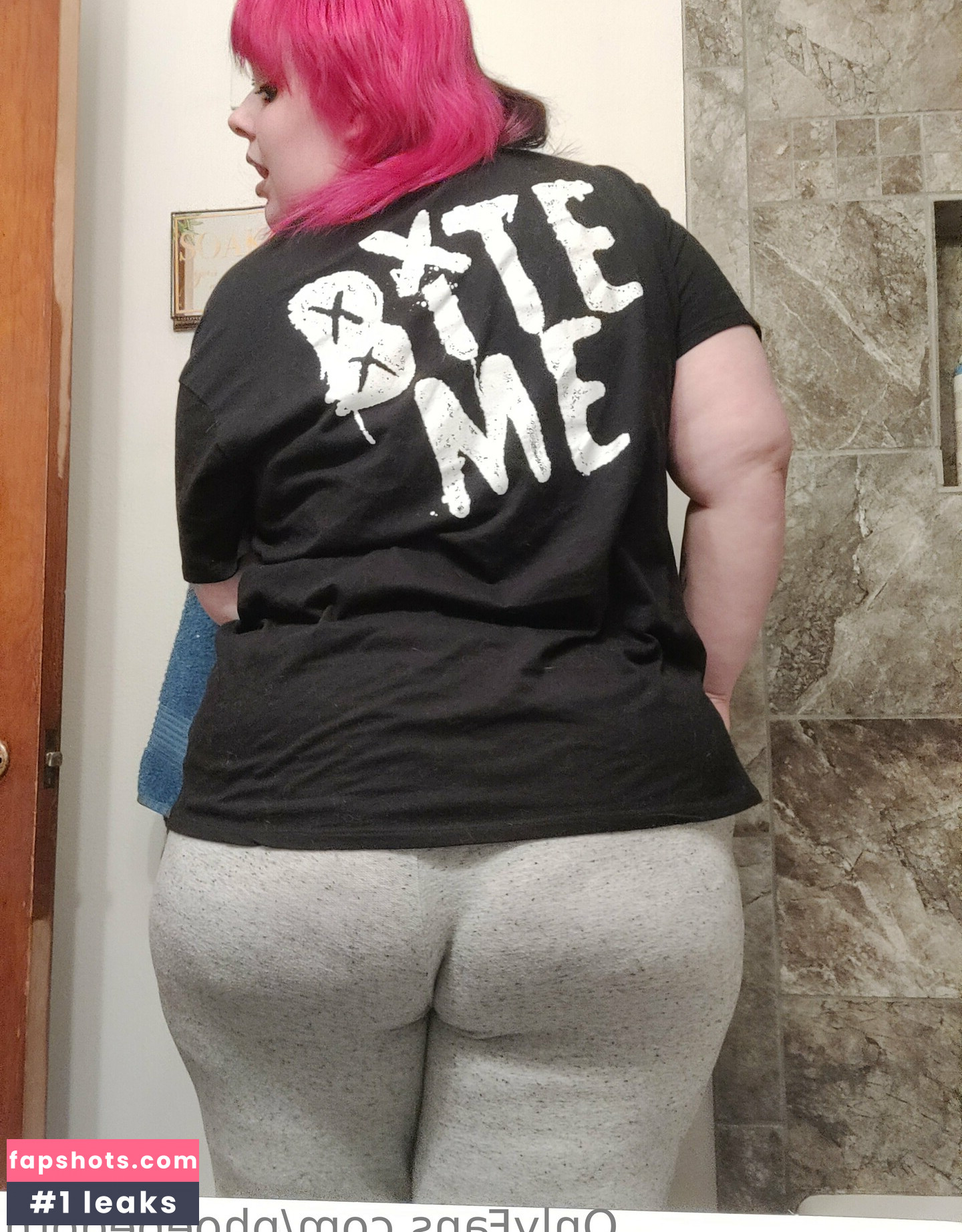 phoebegoth Nude Leaks OnlyFans Photos #19 - LeakJerk