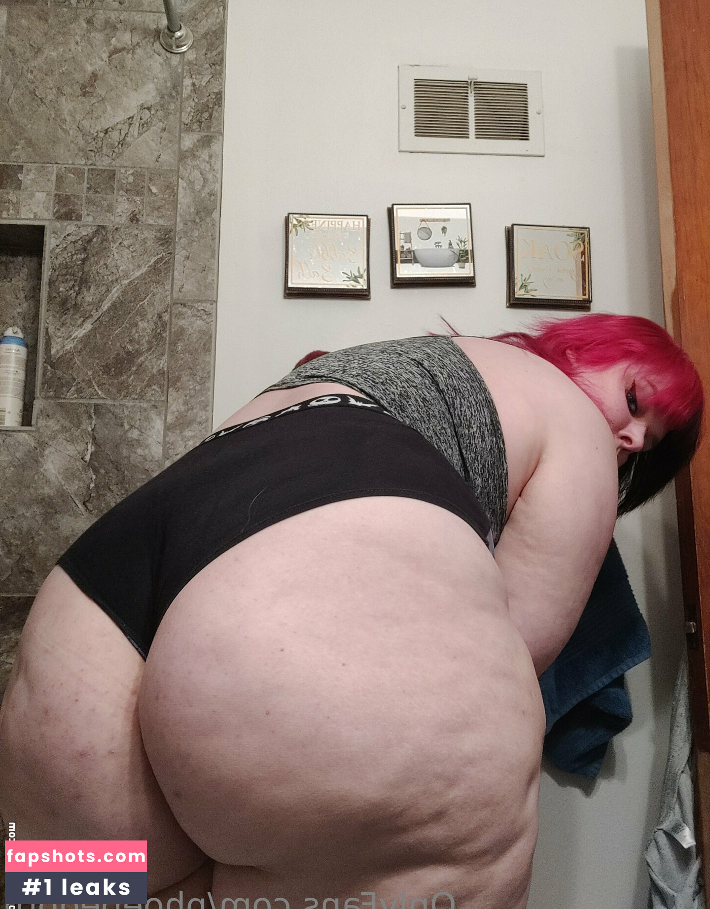 phoebegoth Nude Leaks OnlyFans Photos #23 - LeakJerk