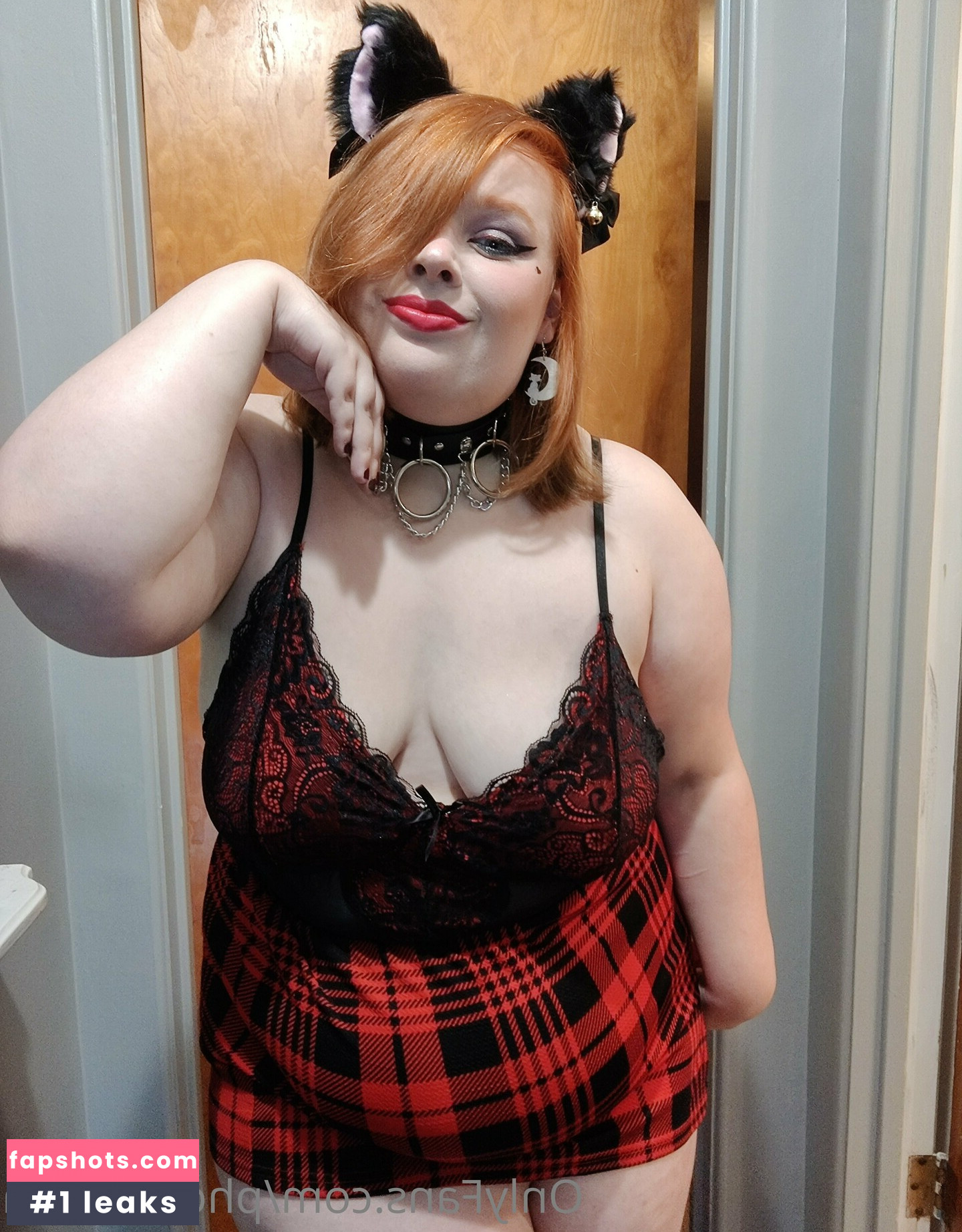 phoebegoth Nude Leaks OnlyFans Photos #46 - LeakJerk