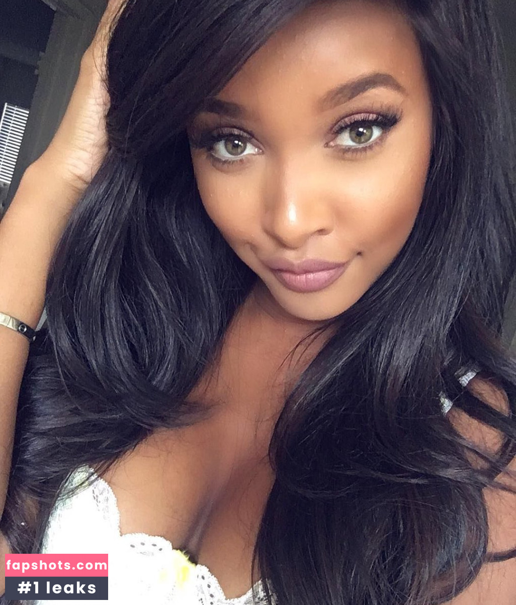 Phoenix Skye gallery photo #77