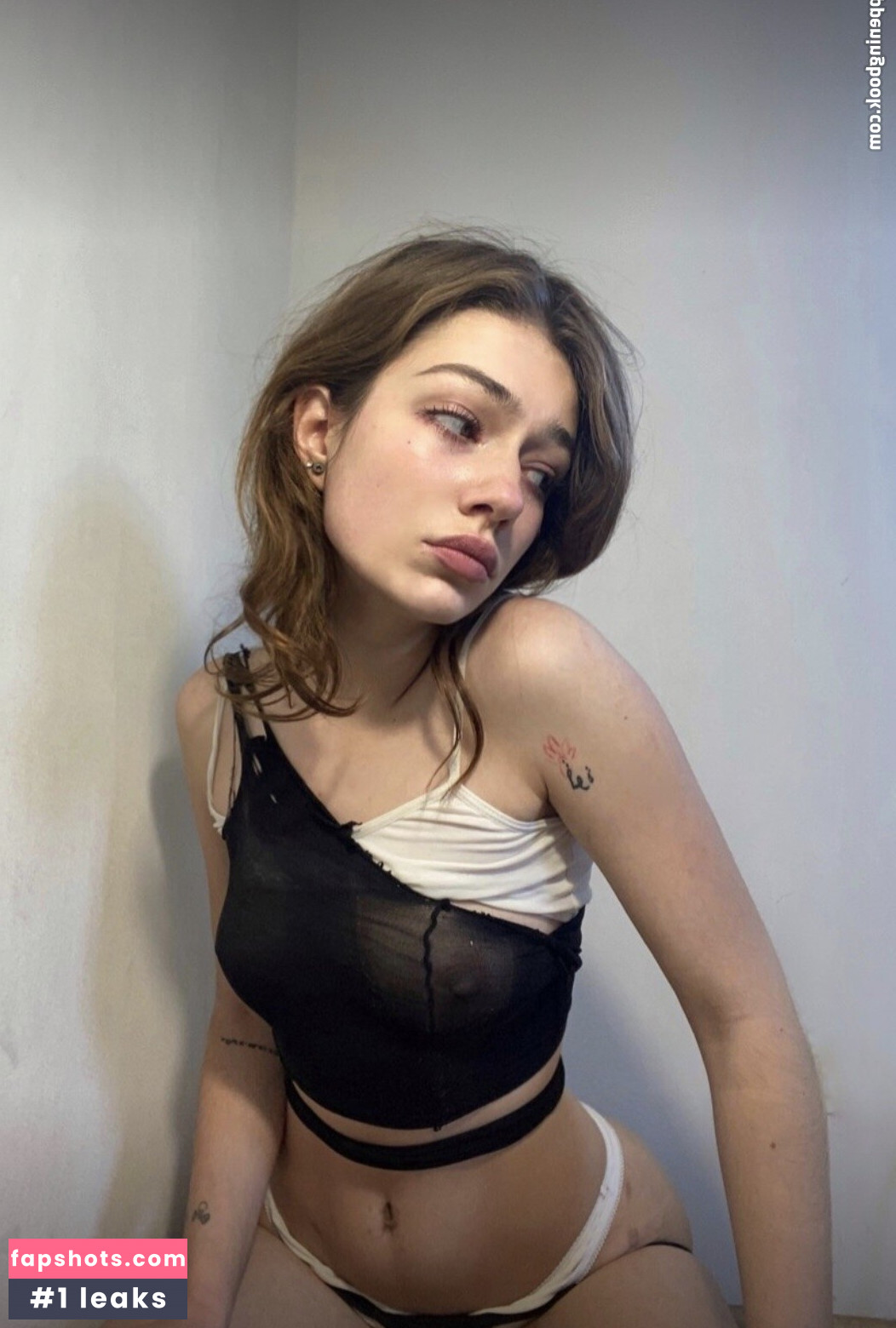 Photohelll gallery photo #10