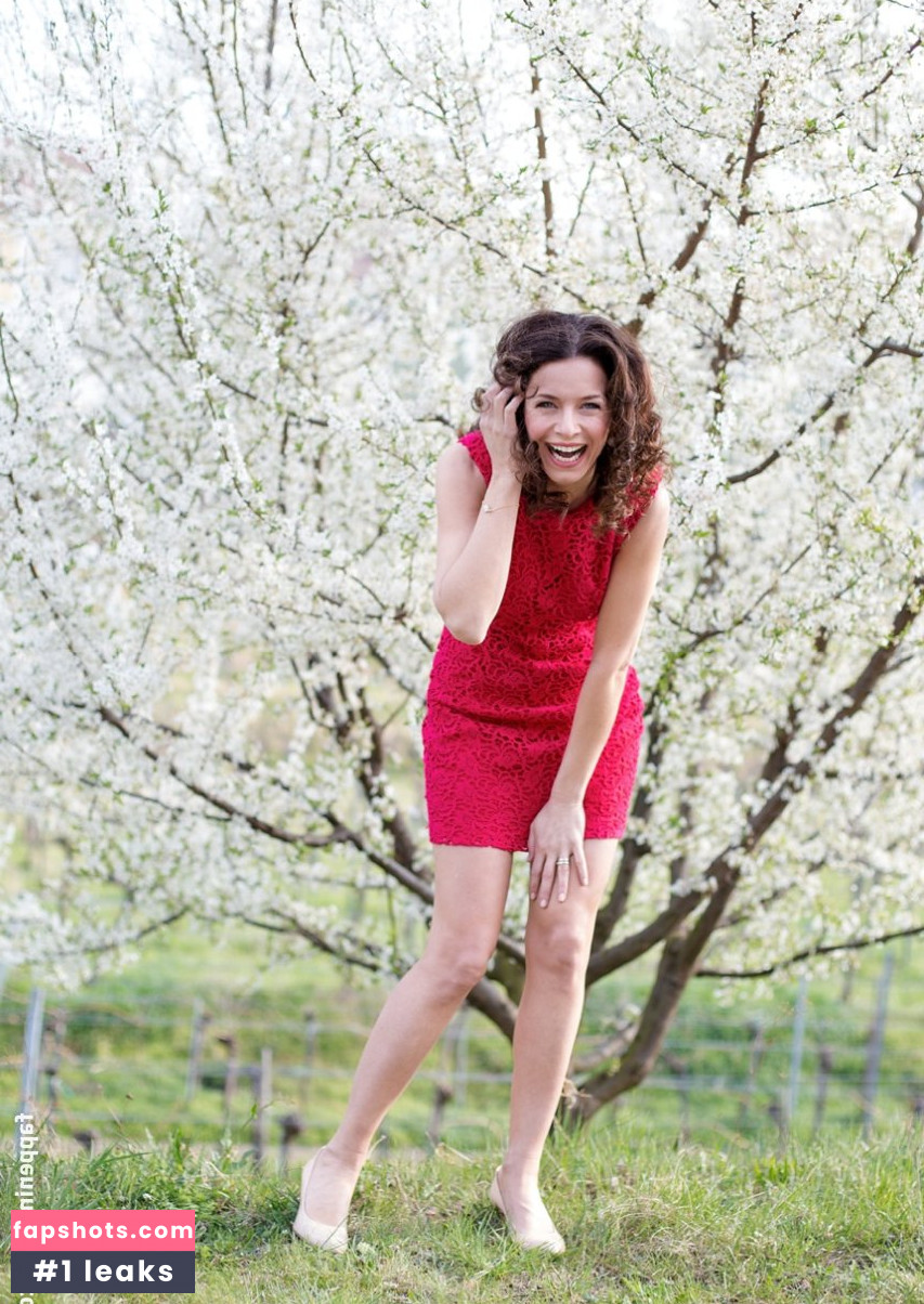 Pia Baresch gallery photo #3