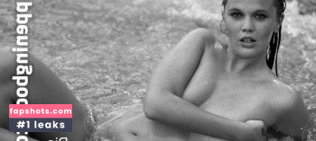 Pia Riegel gallery photo #3