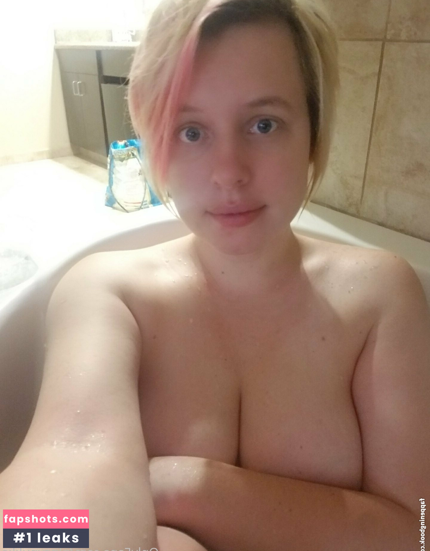 piggynukka gallery photo #24