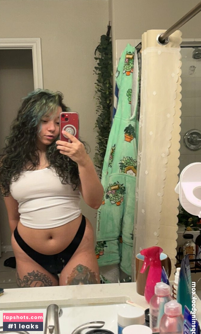 Pikacheekss Filtración Desnuda OnlyFans Foto #10 - Fapshots