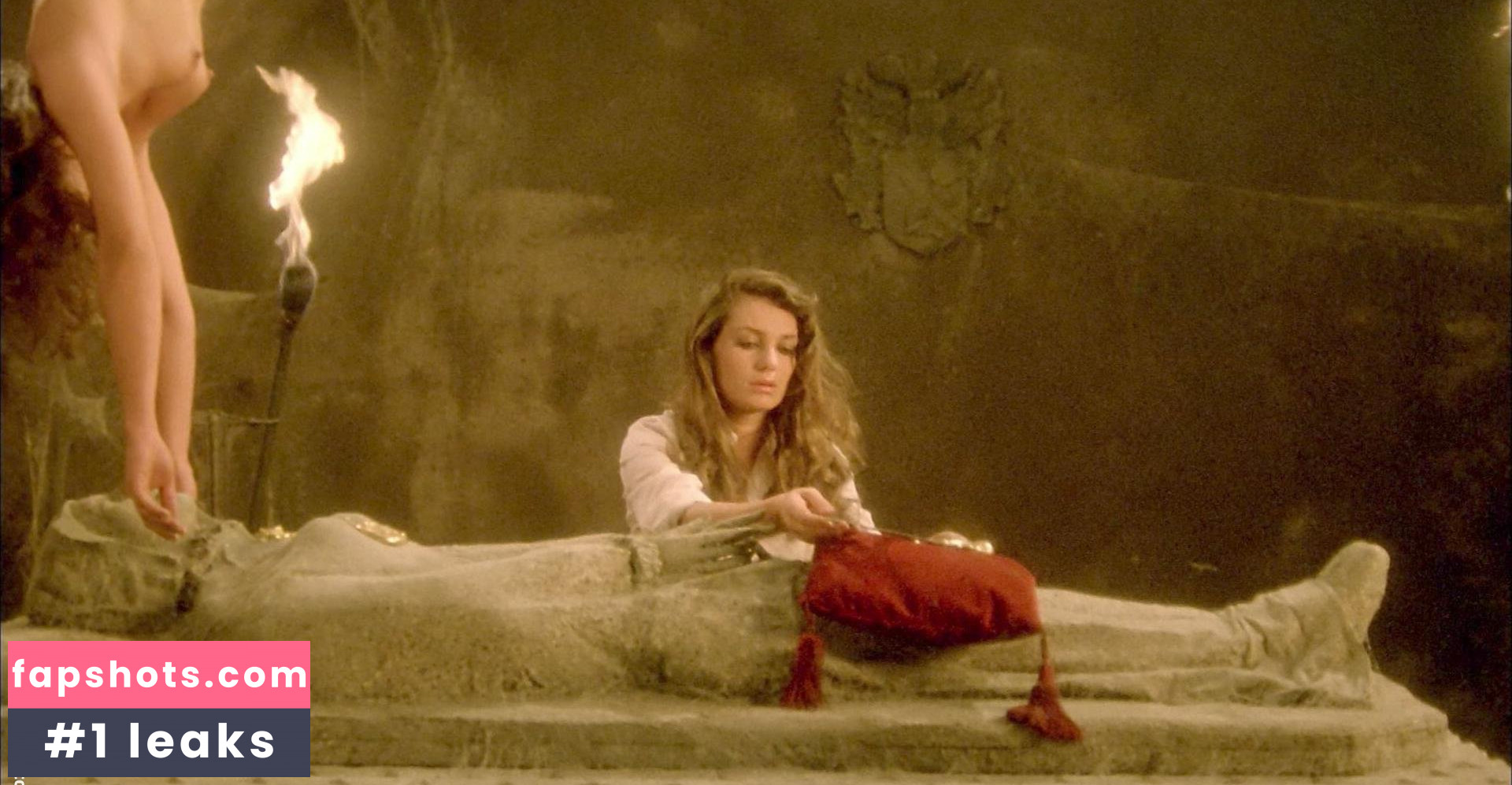 Pilar Alcón nude babe gallery