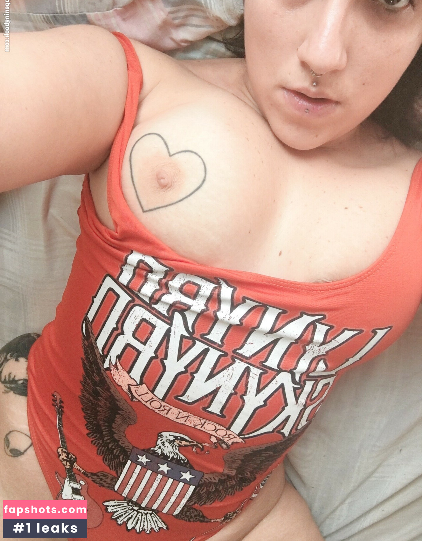 Pimenta Suicide nude babe gallery