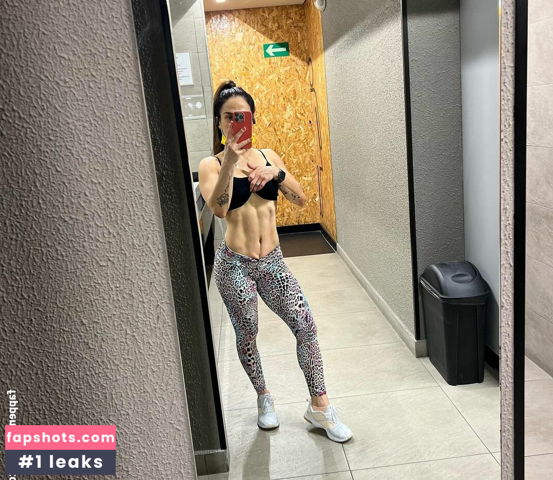 Pinche Ana Fit Nude Leaks OnlyFans Photos #38 - LeakJerk