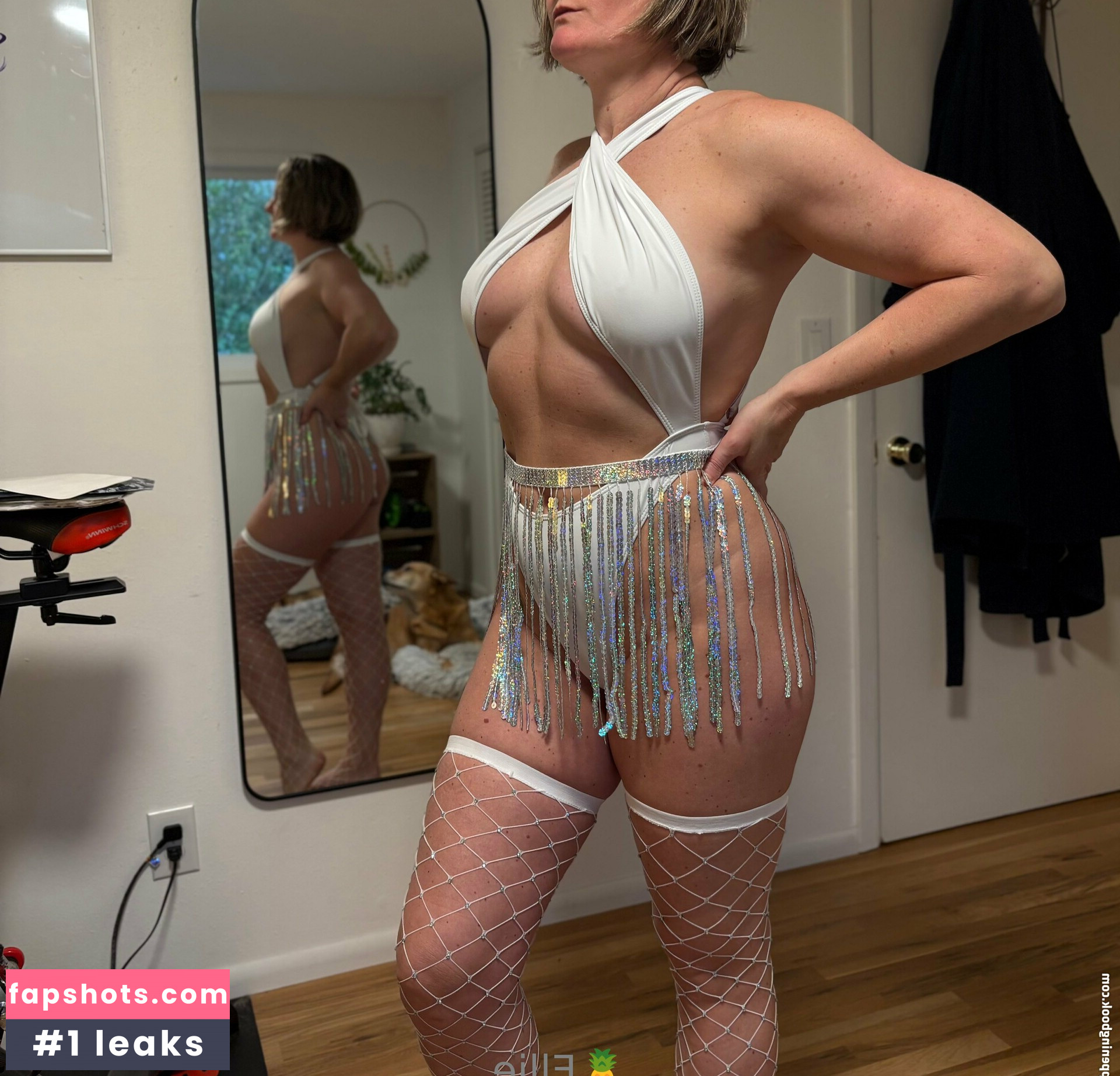 pineapple_ellie_free gallery photo #16