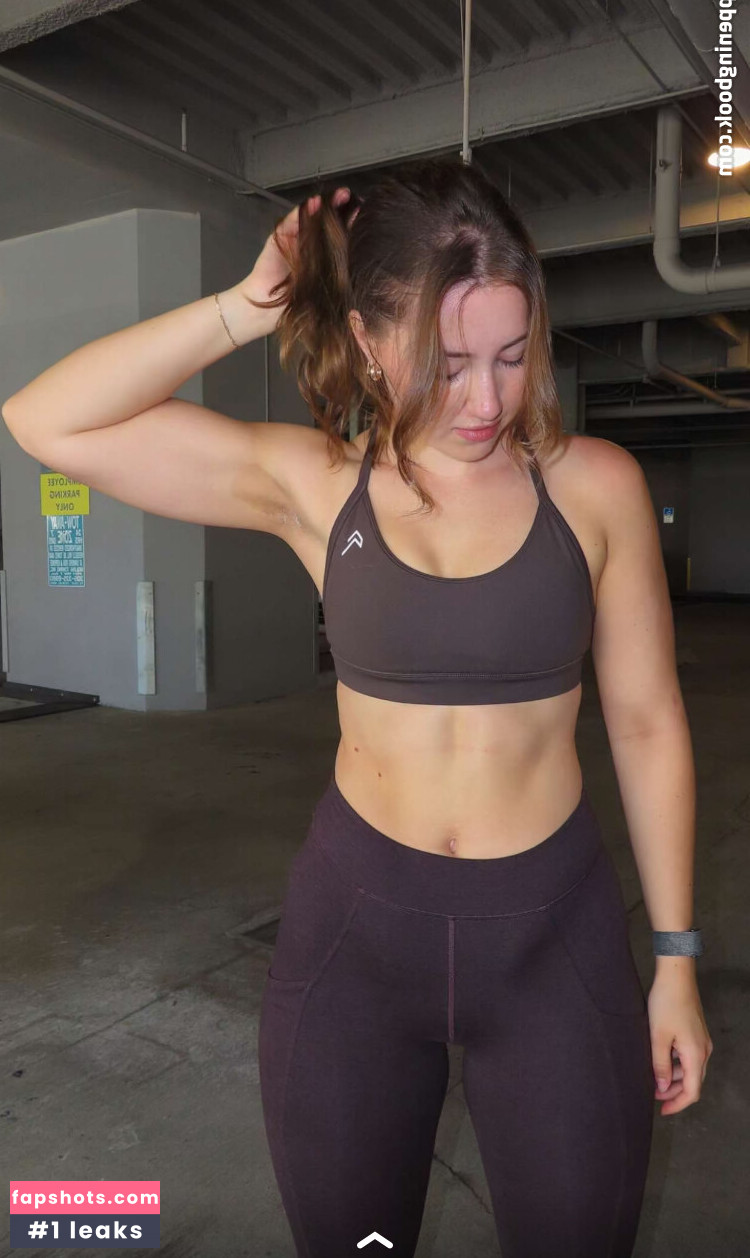 Pineapplebrat gallery photo #139