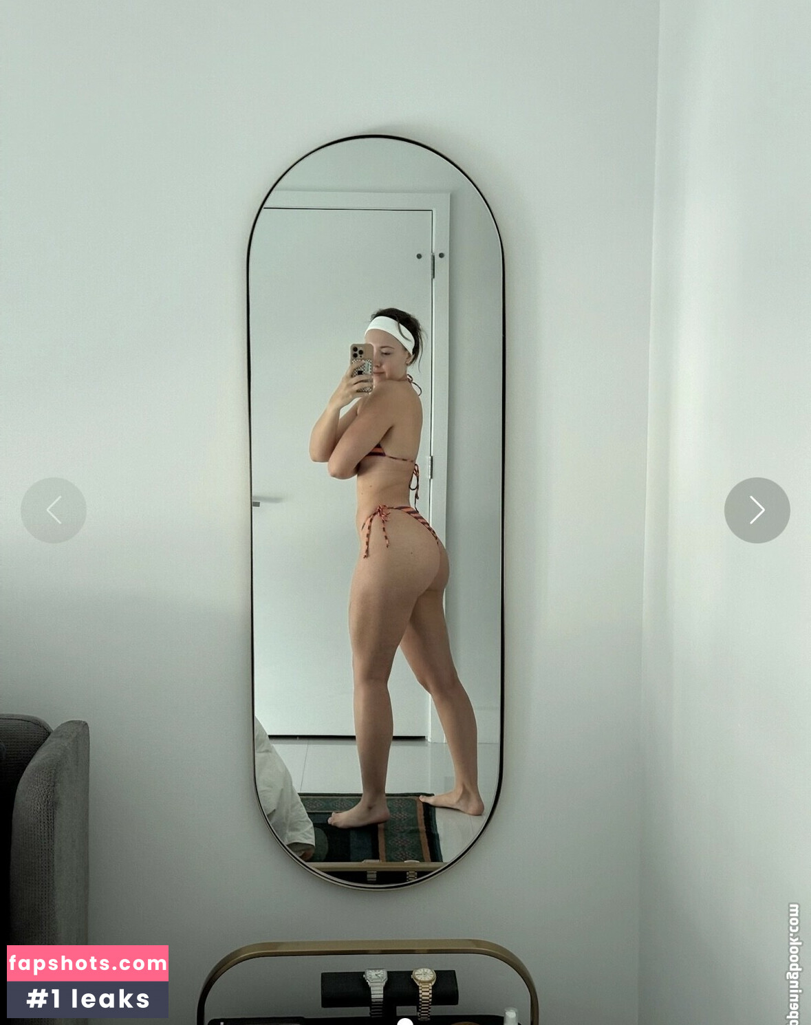 Pineapplebrat gallery photo #165