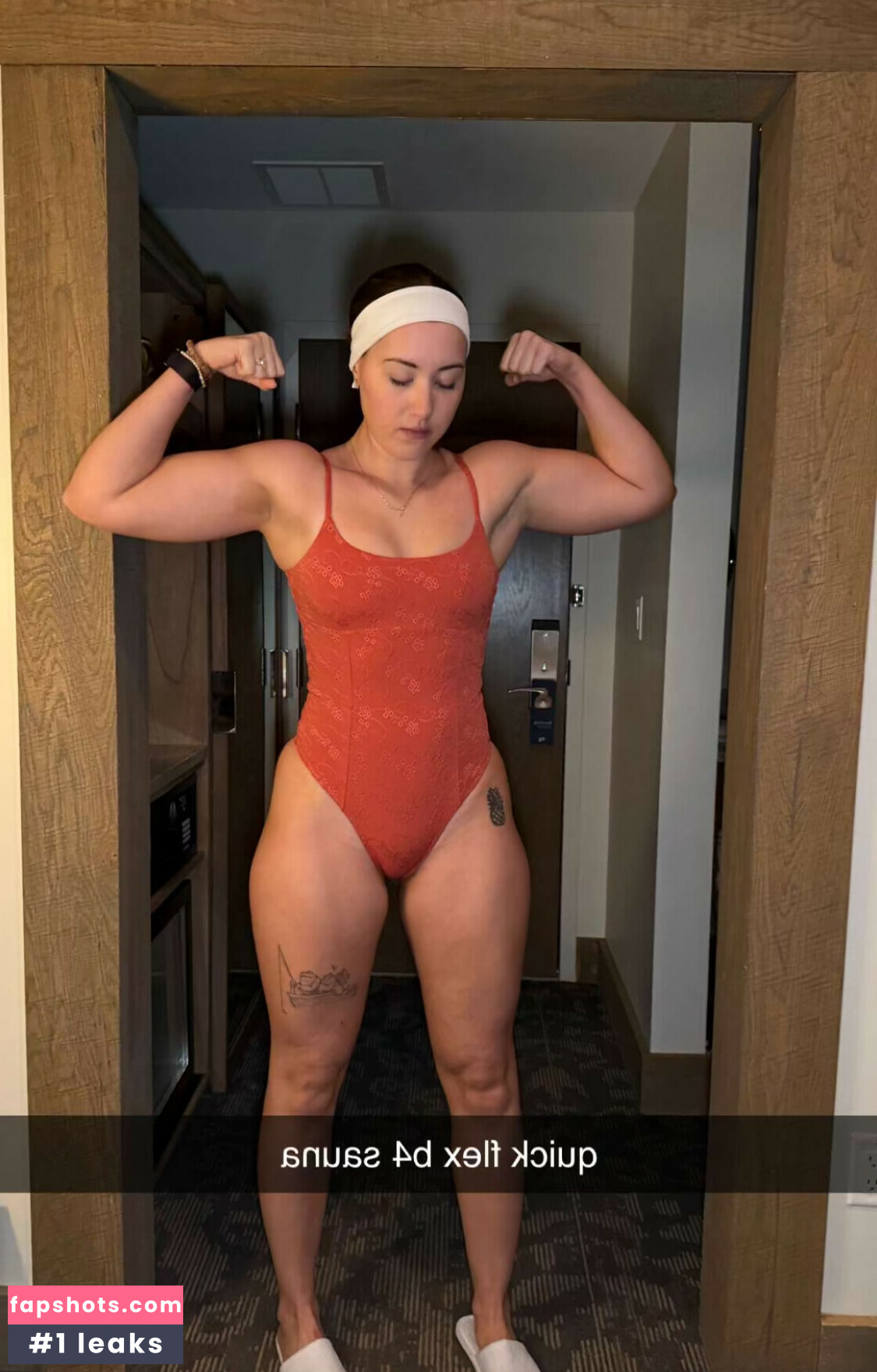 Pineapplebrat gallery photo #203