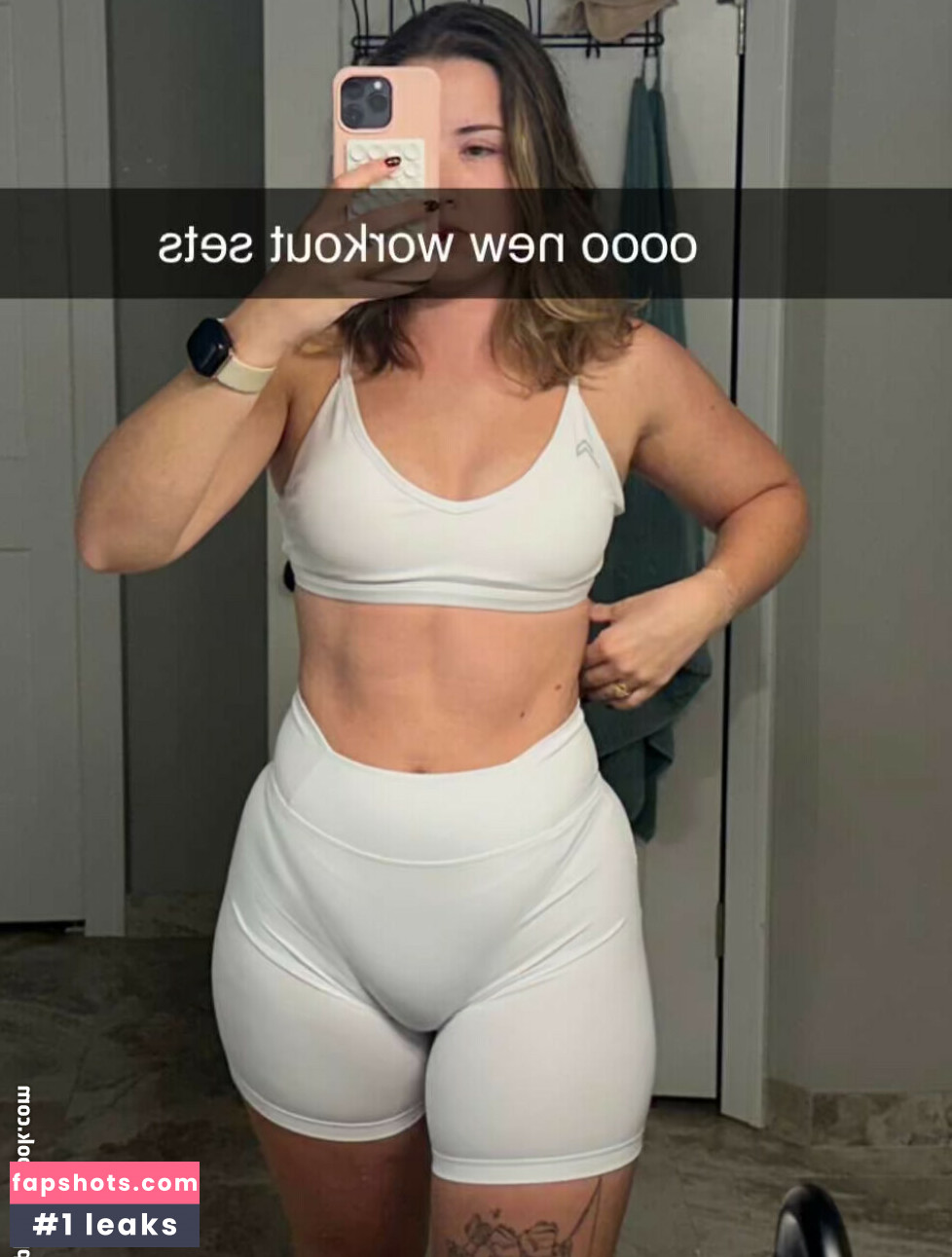 Pineapplebrat gallery photo #256