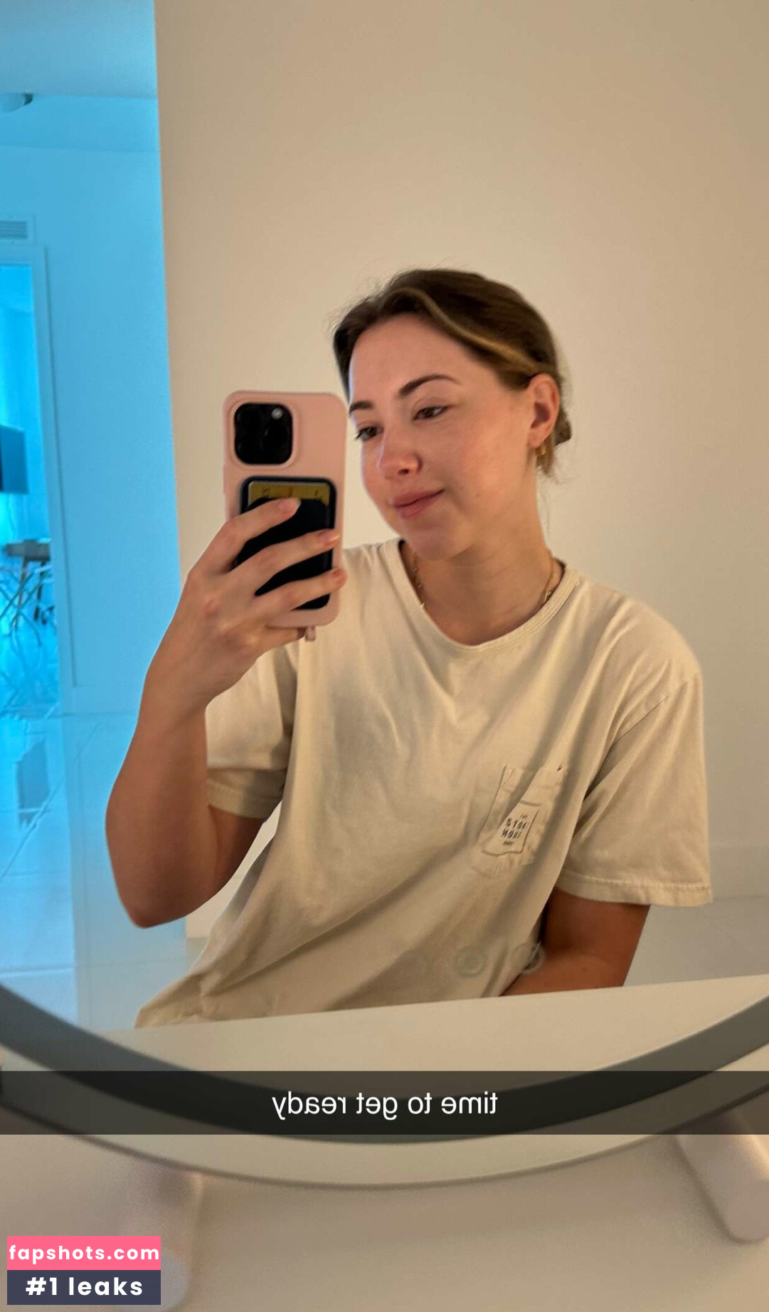 Pineapplebrat gallery photo #334